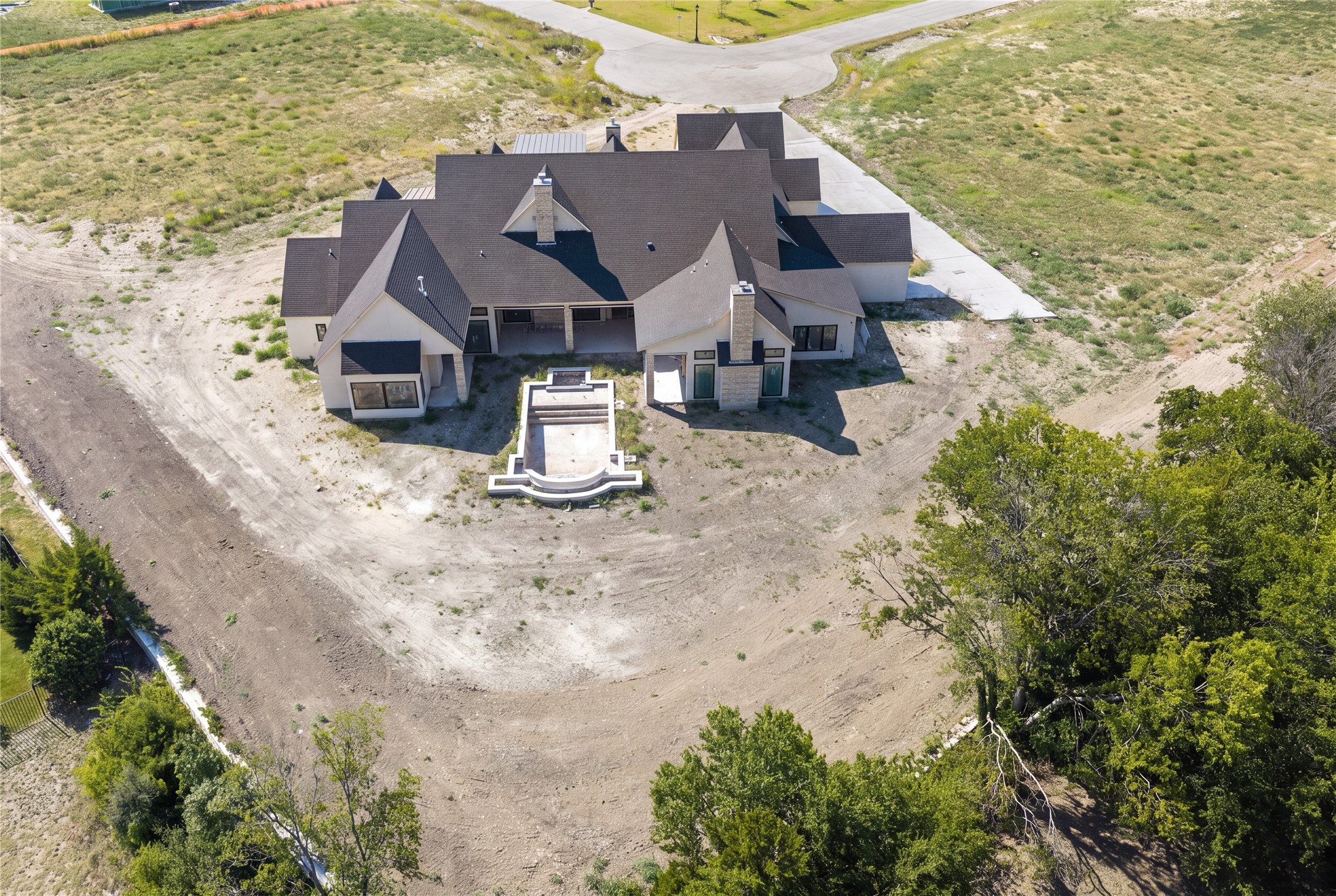 900 Healey Drive