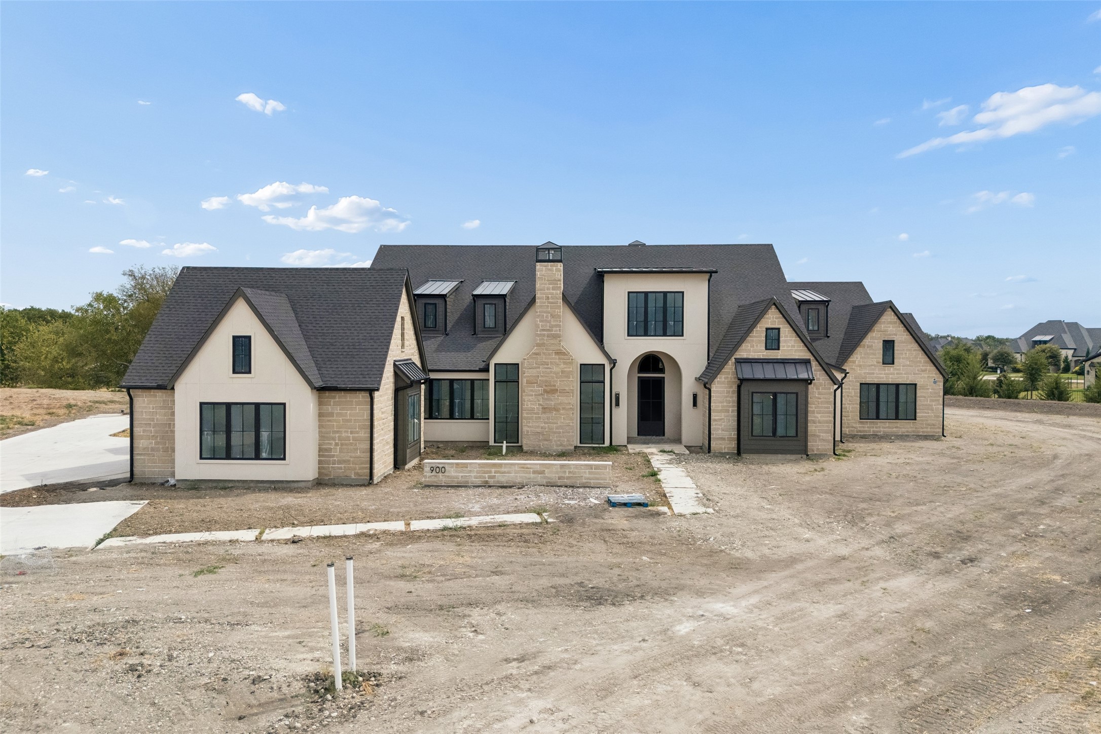 900 Healey Drive