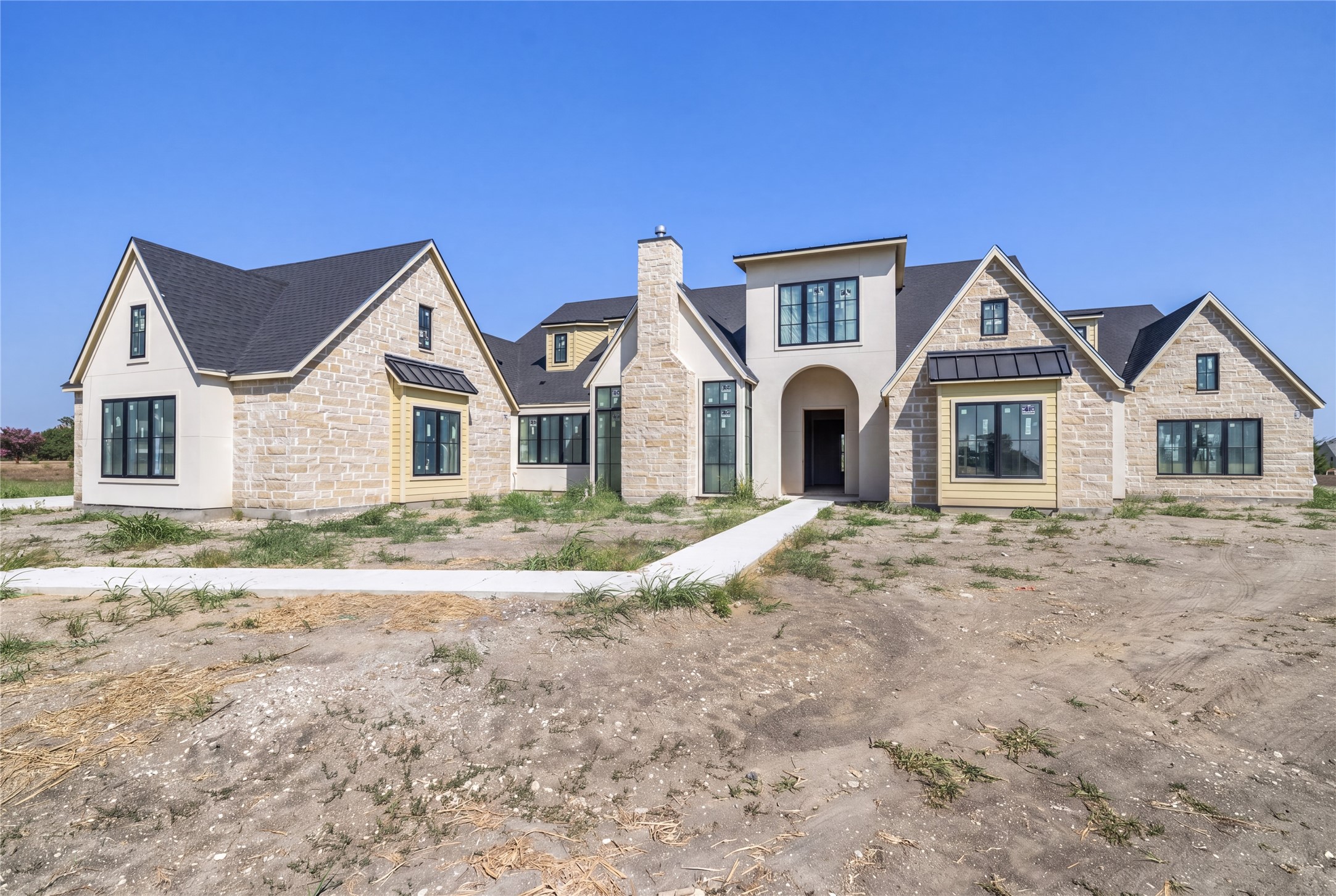 900 Healey Drive