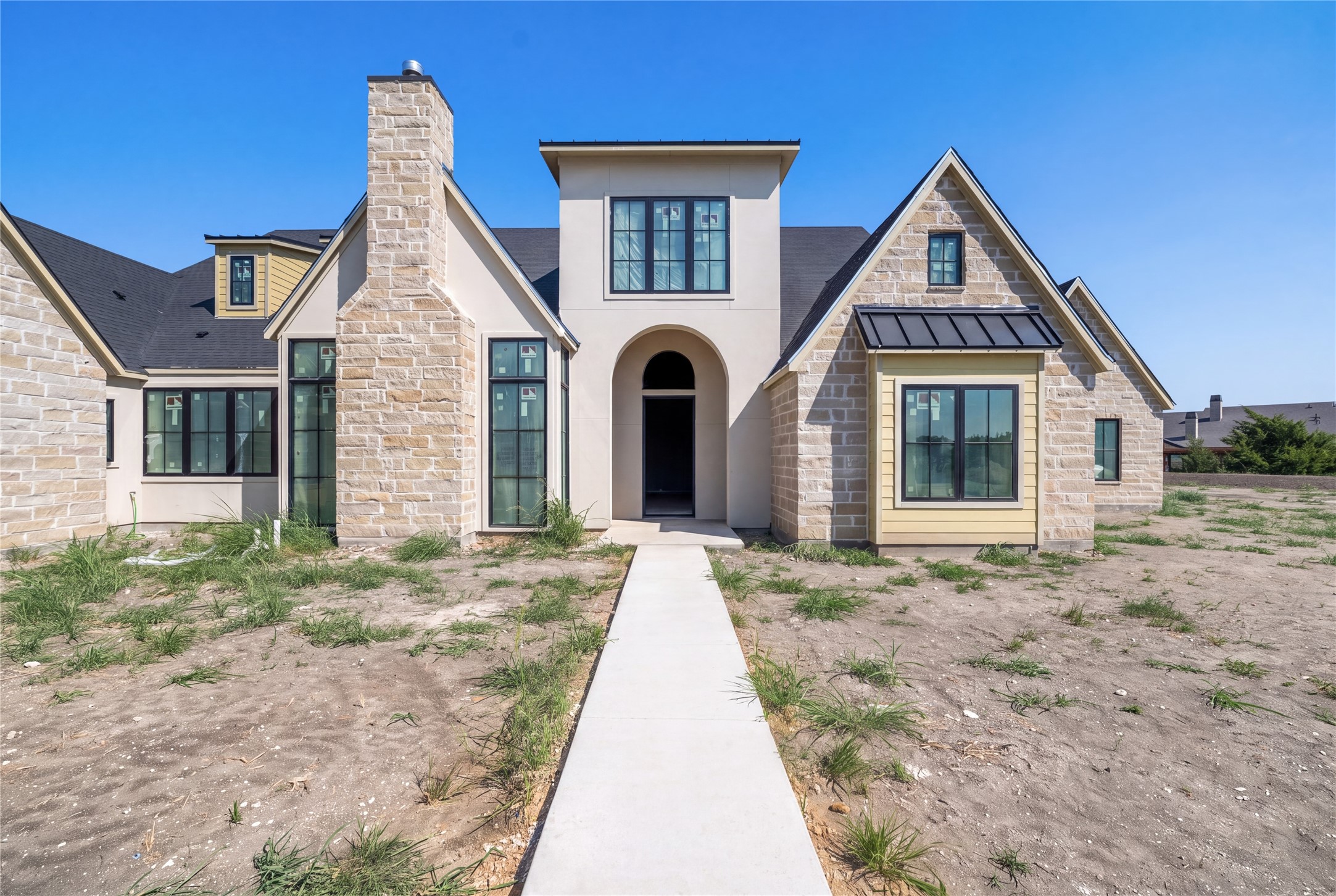 900 Healey Drive