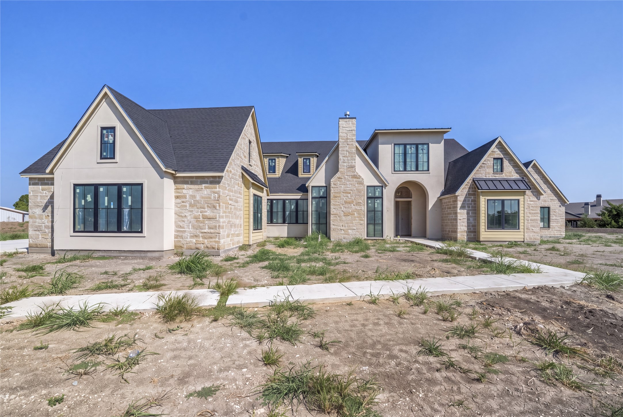 900 Healey Drive