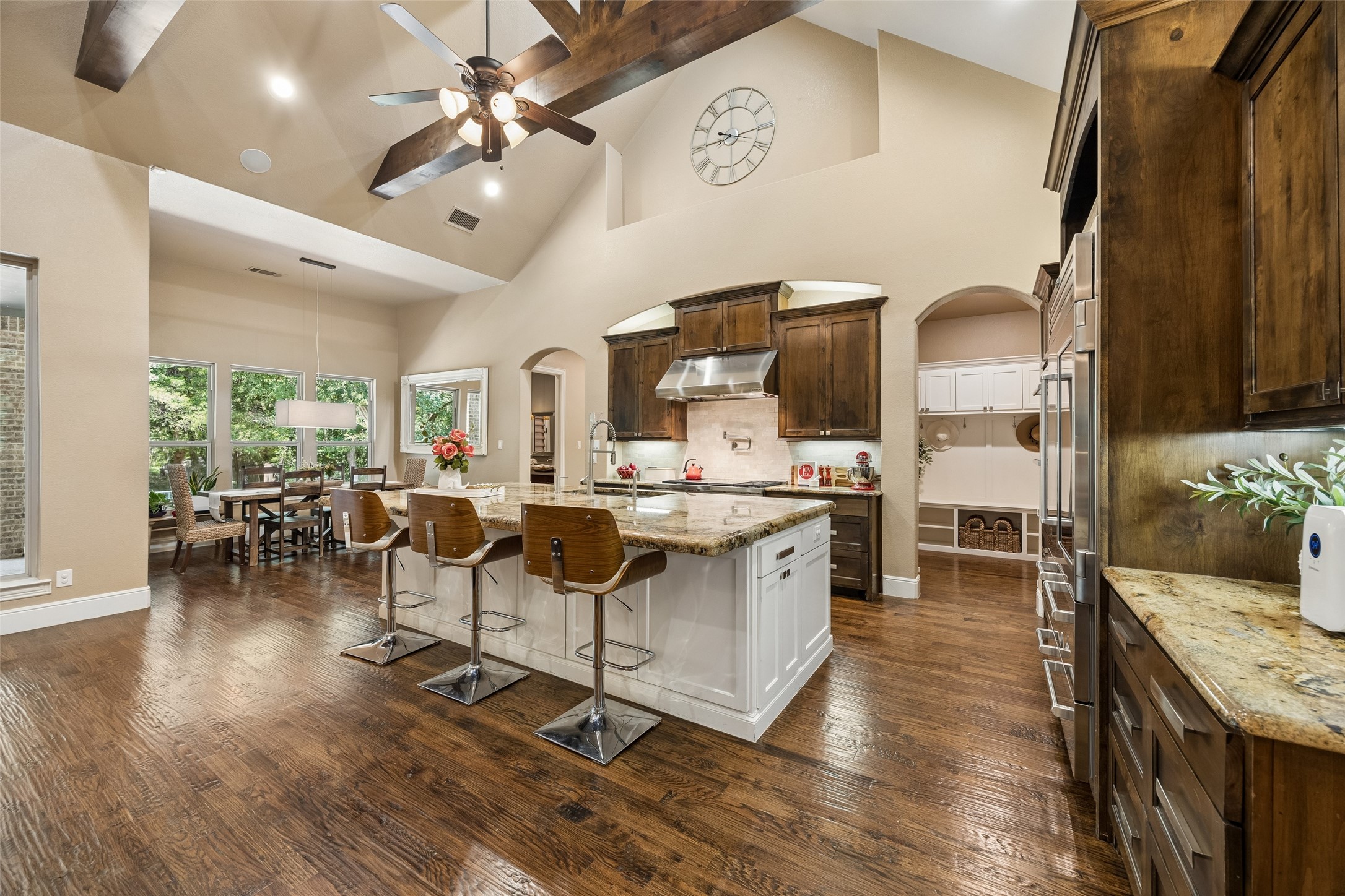 1017 Santiago Trail
