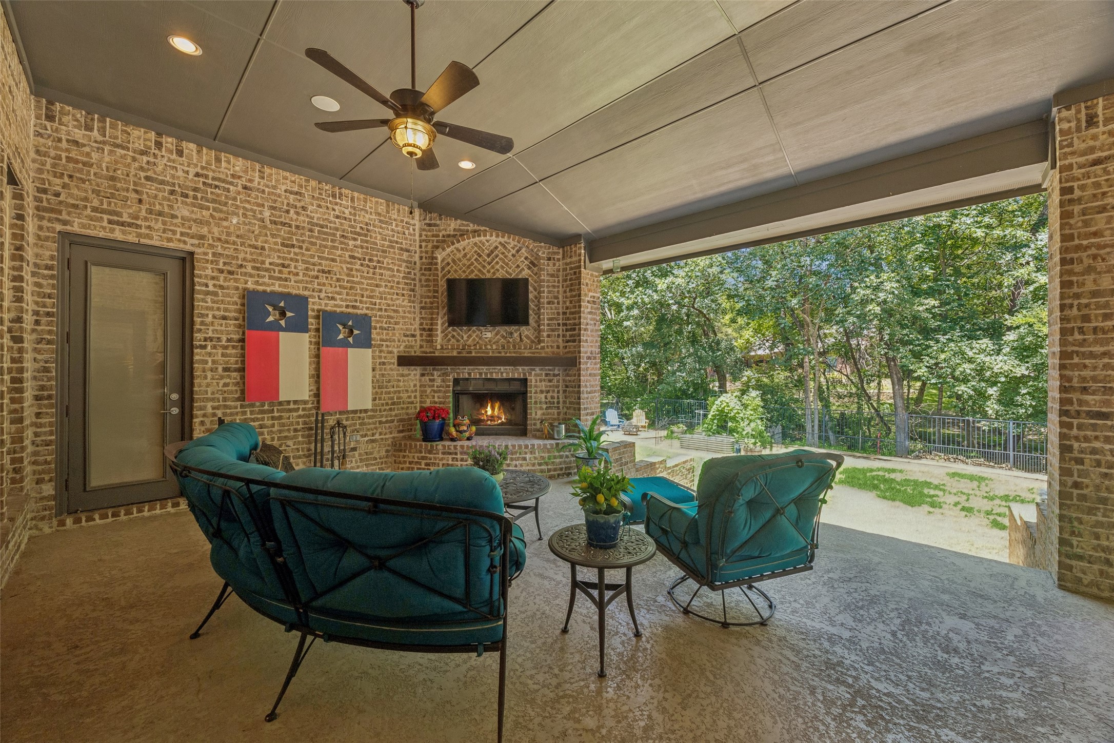 1017 Santiago Trail