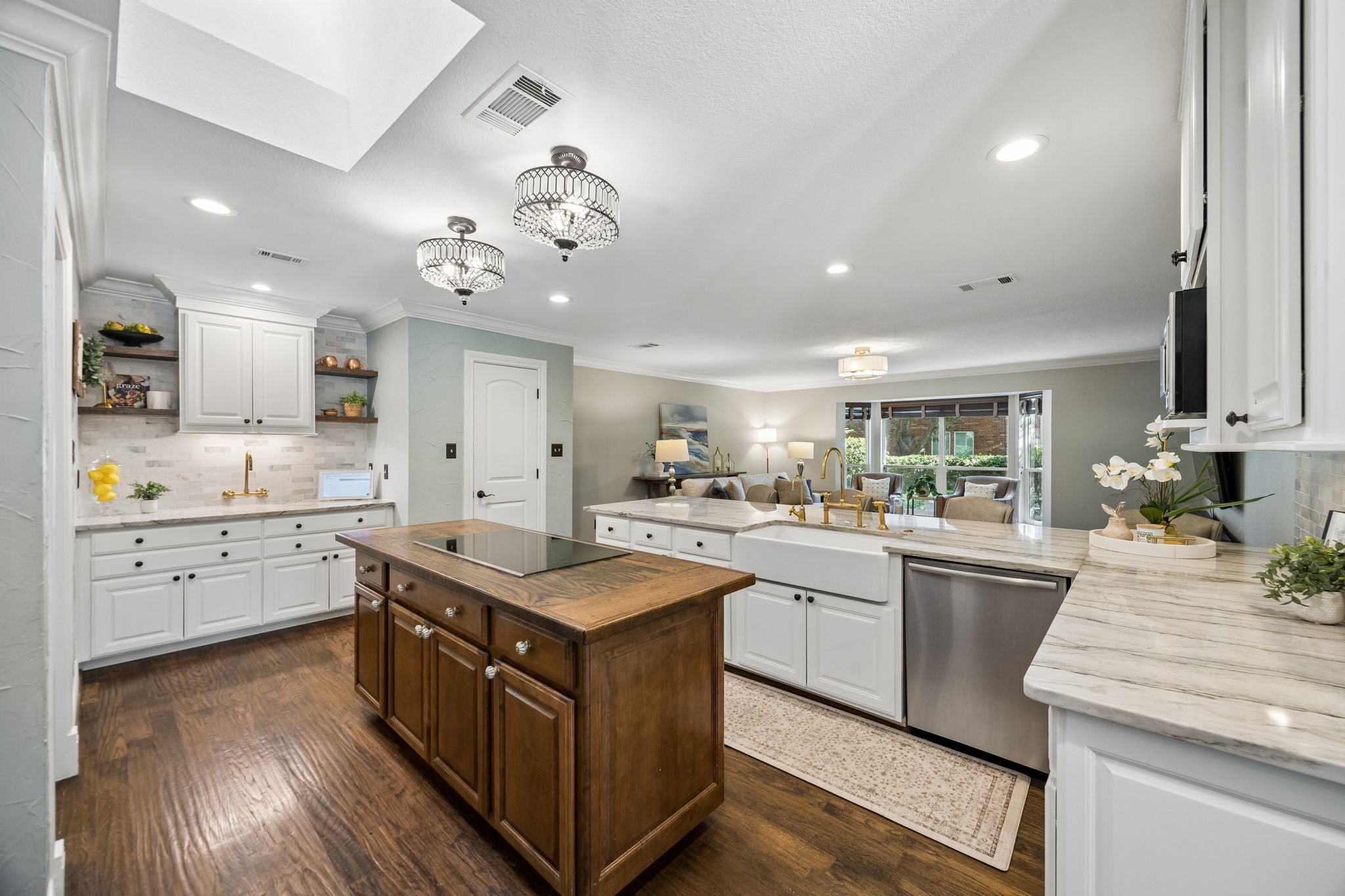 520 Cottonwood Place