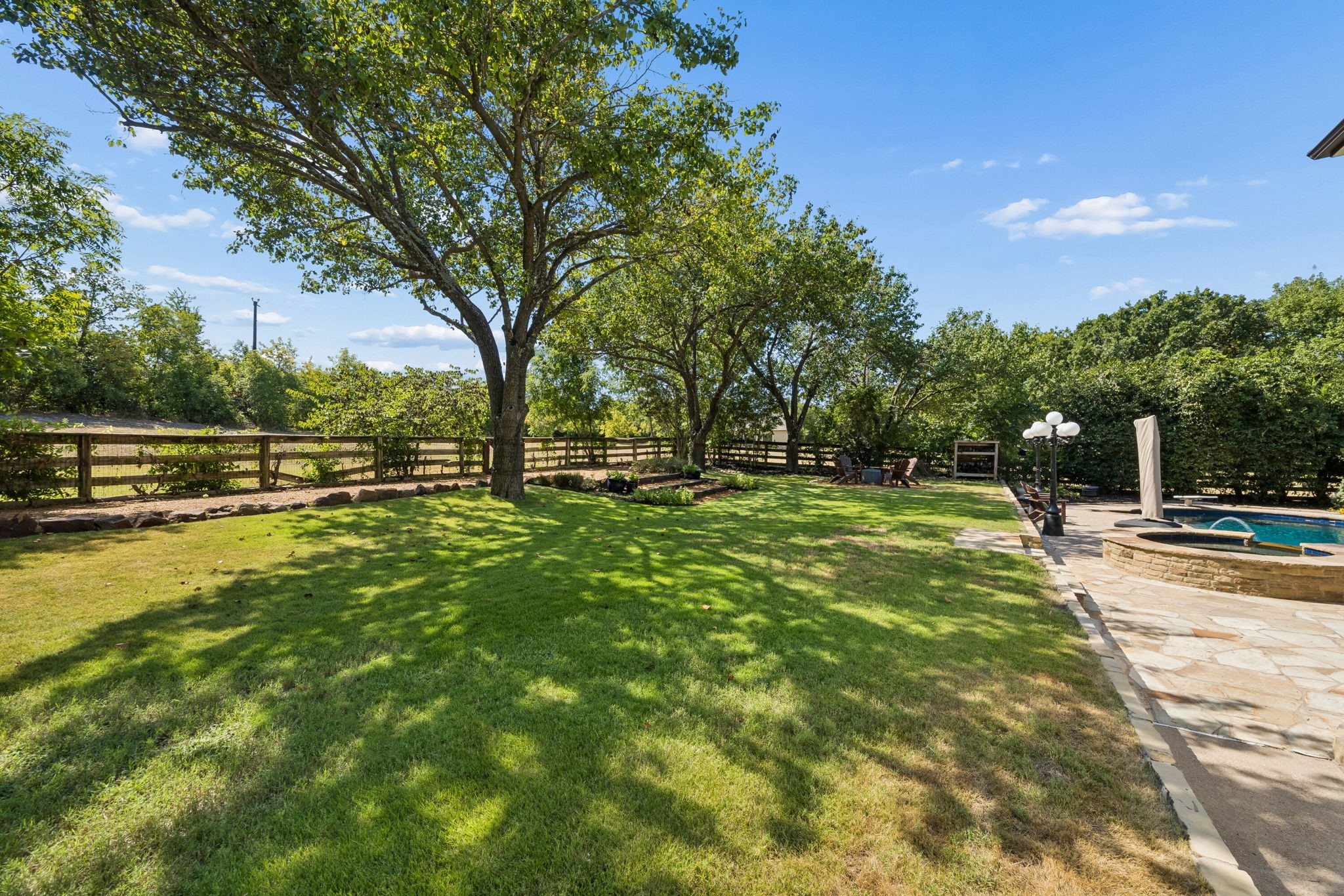 520 Cottonwood Place
