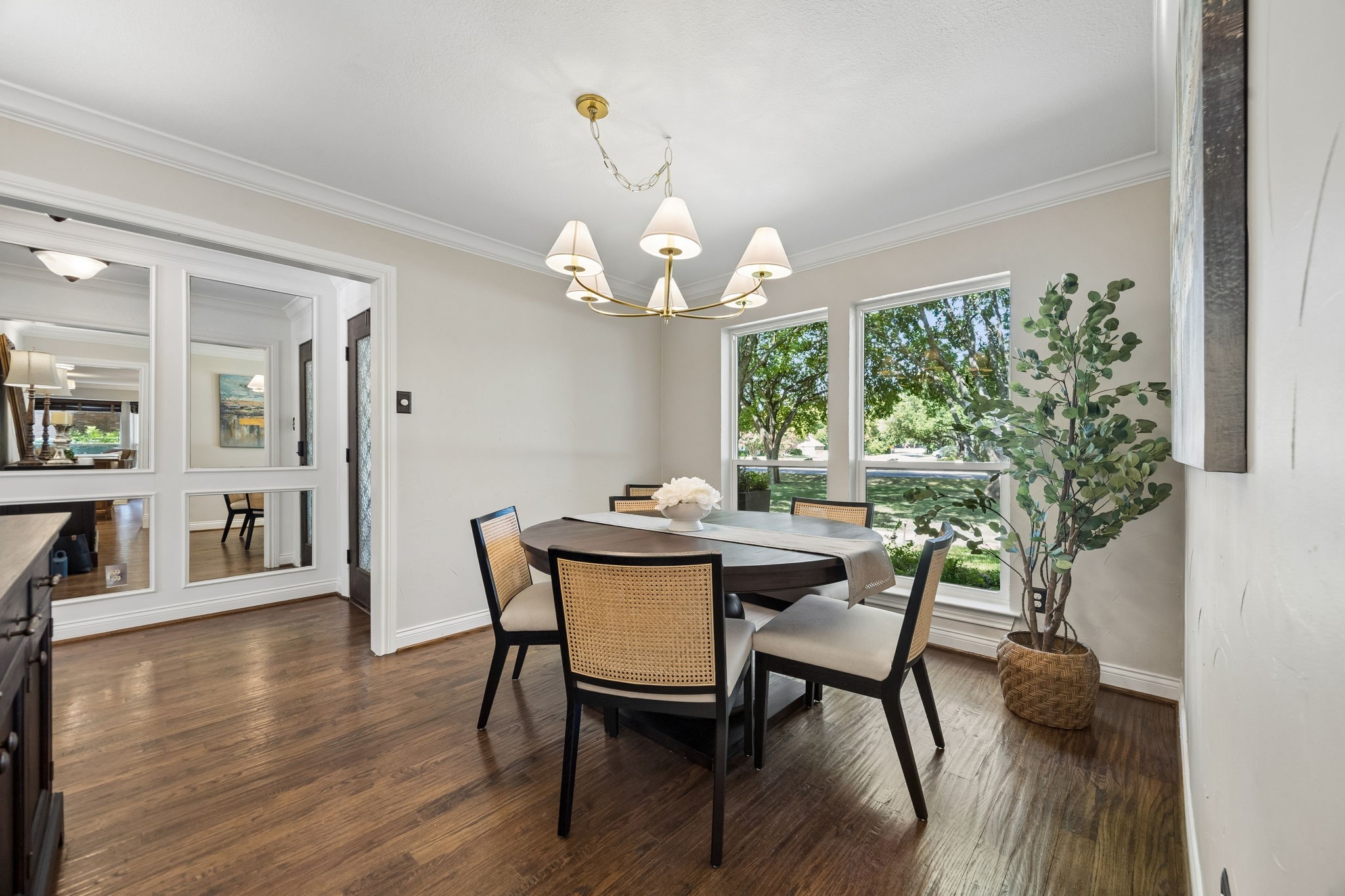 520 Cottonwood Place