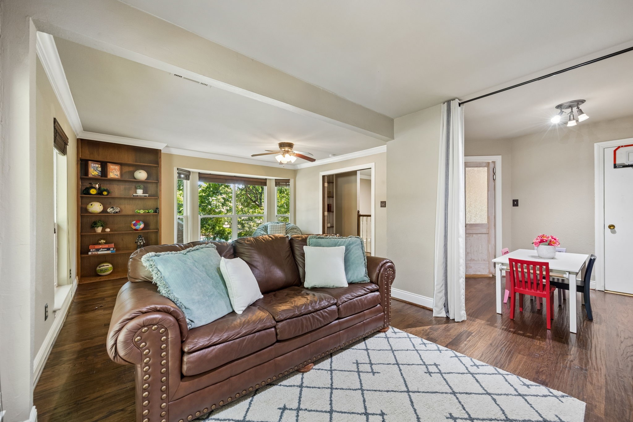 520 Cottonwood Place