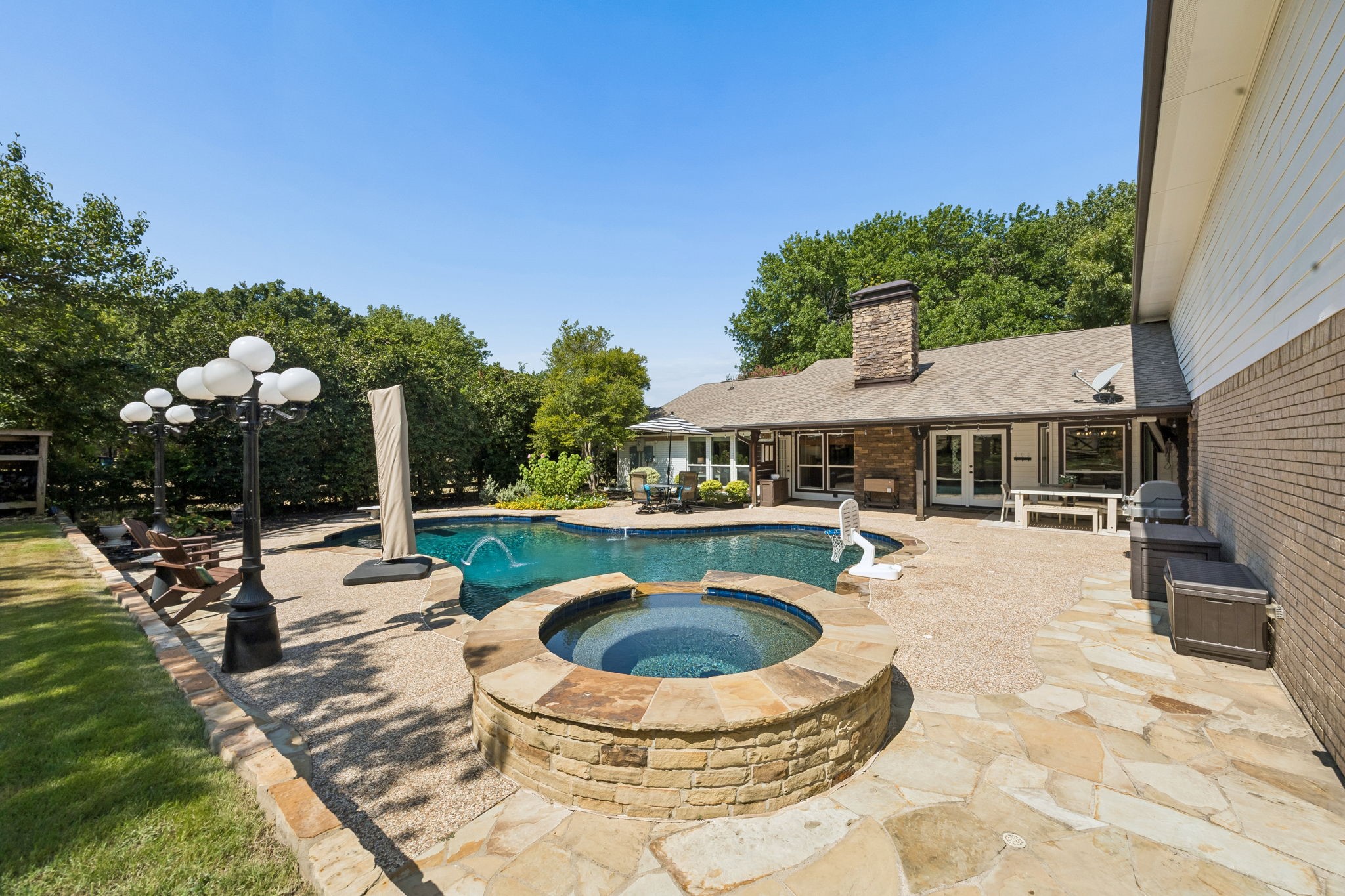 520 Cottonwood Place