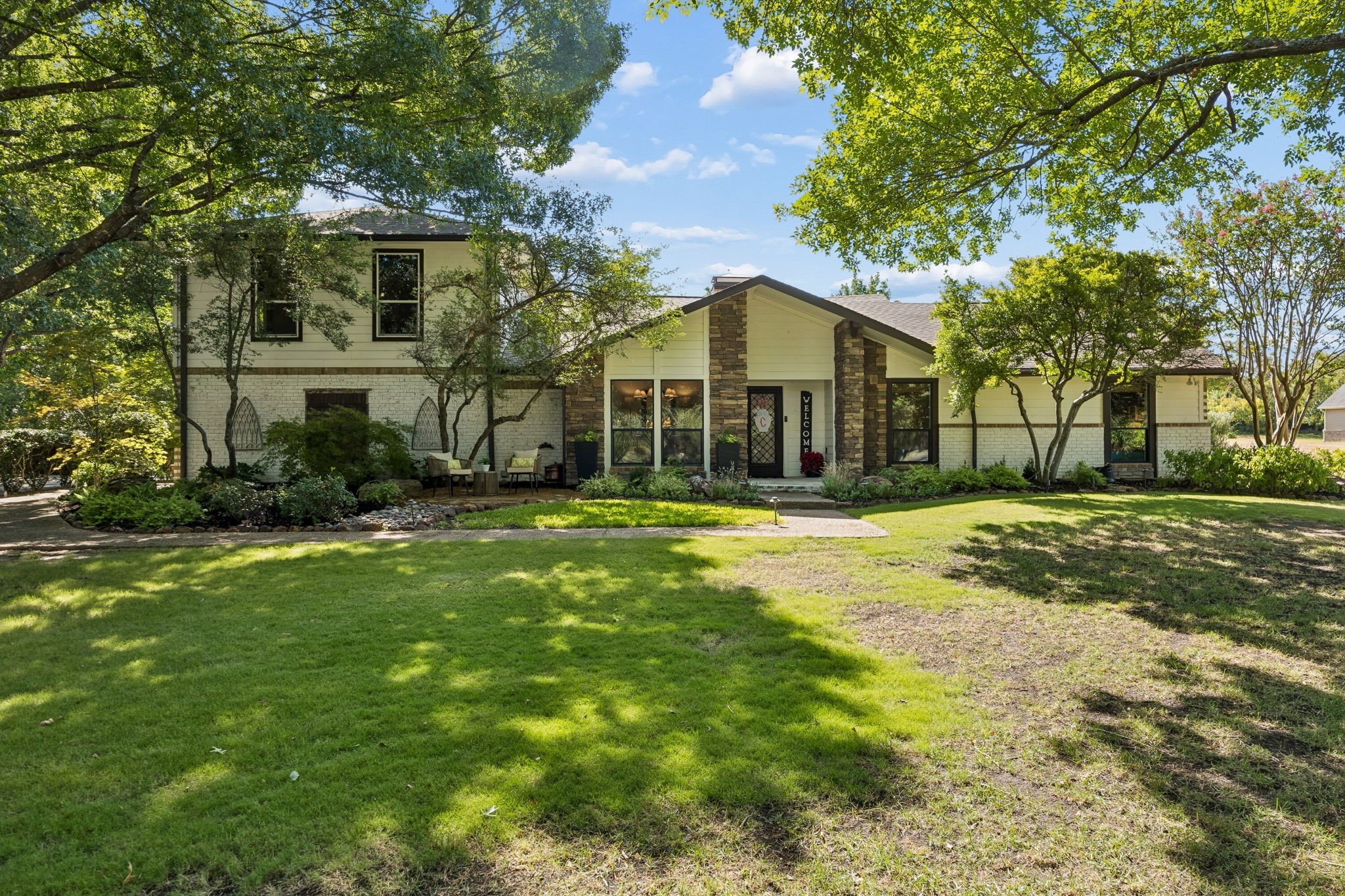 520 Cottonwood Place