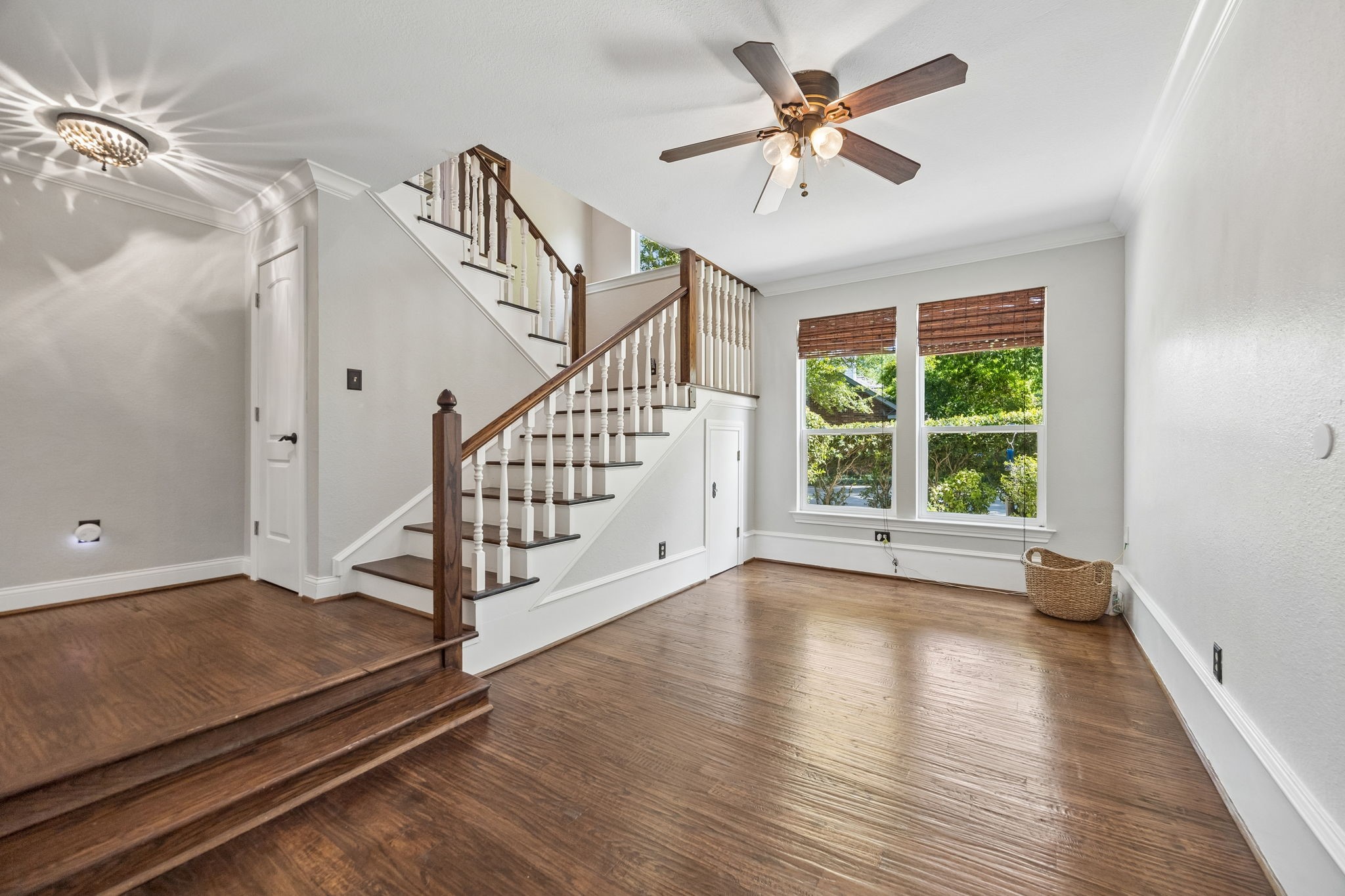 520 Cottonwood Place
