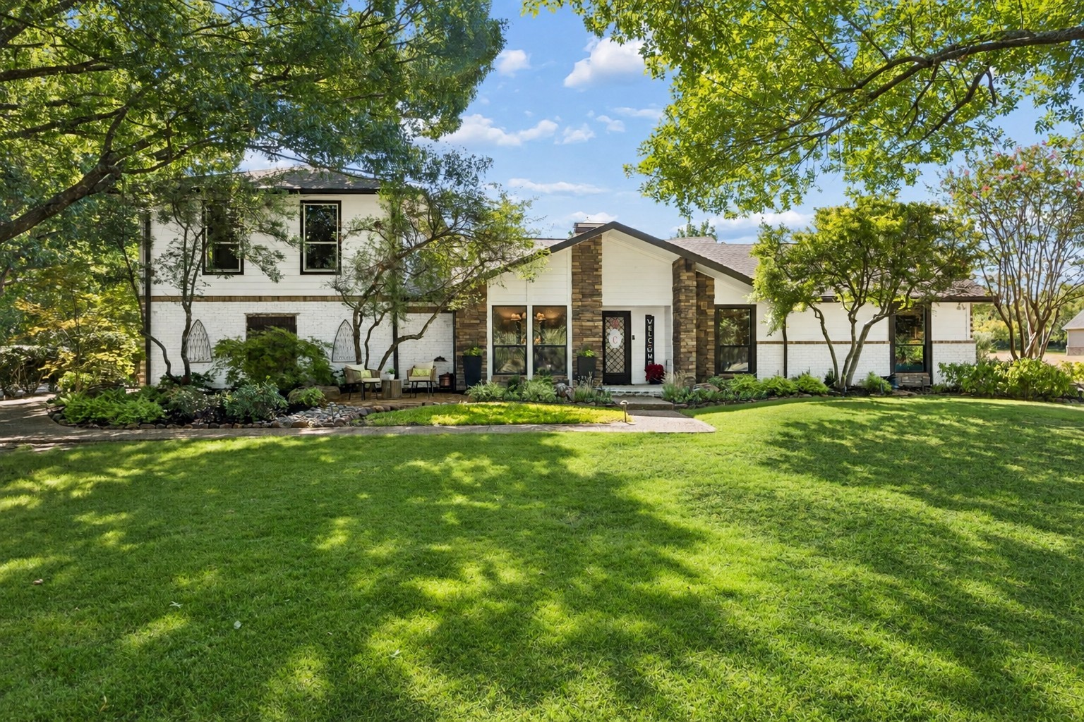 520 Cottonwood Place