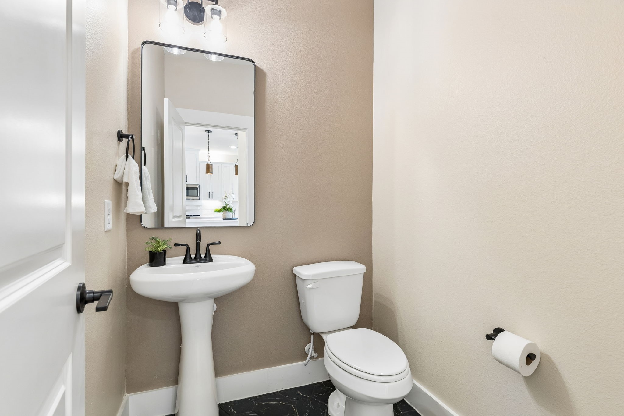 2504 Red Tailed Hawk Lane