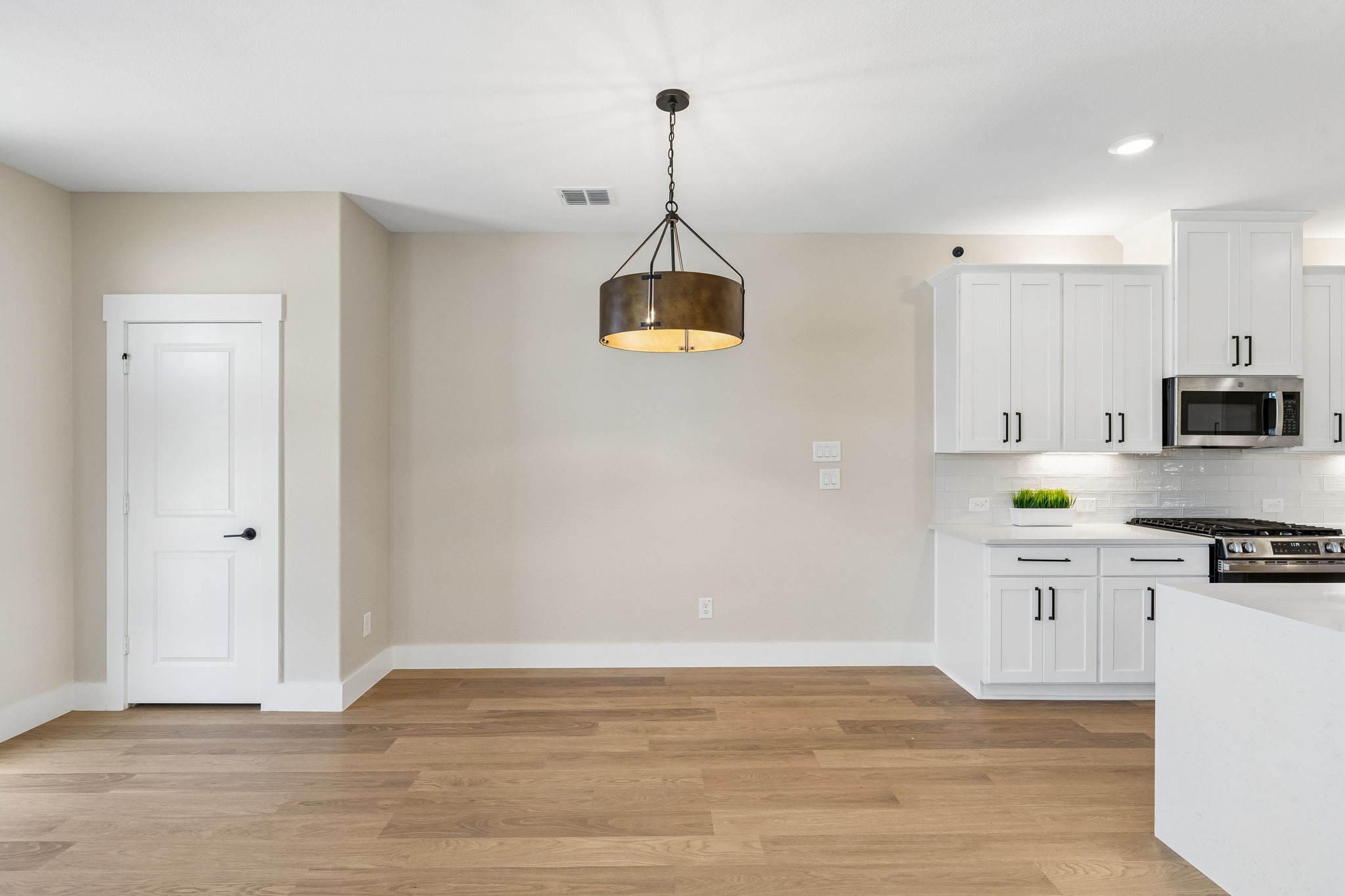 2504 Red Tailed Hawk Lane