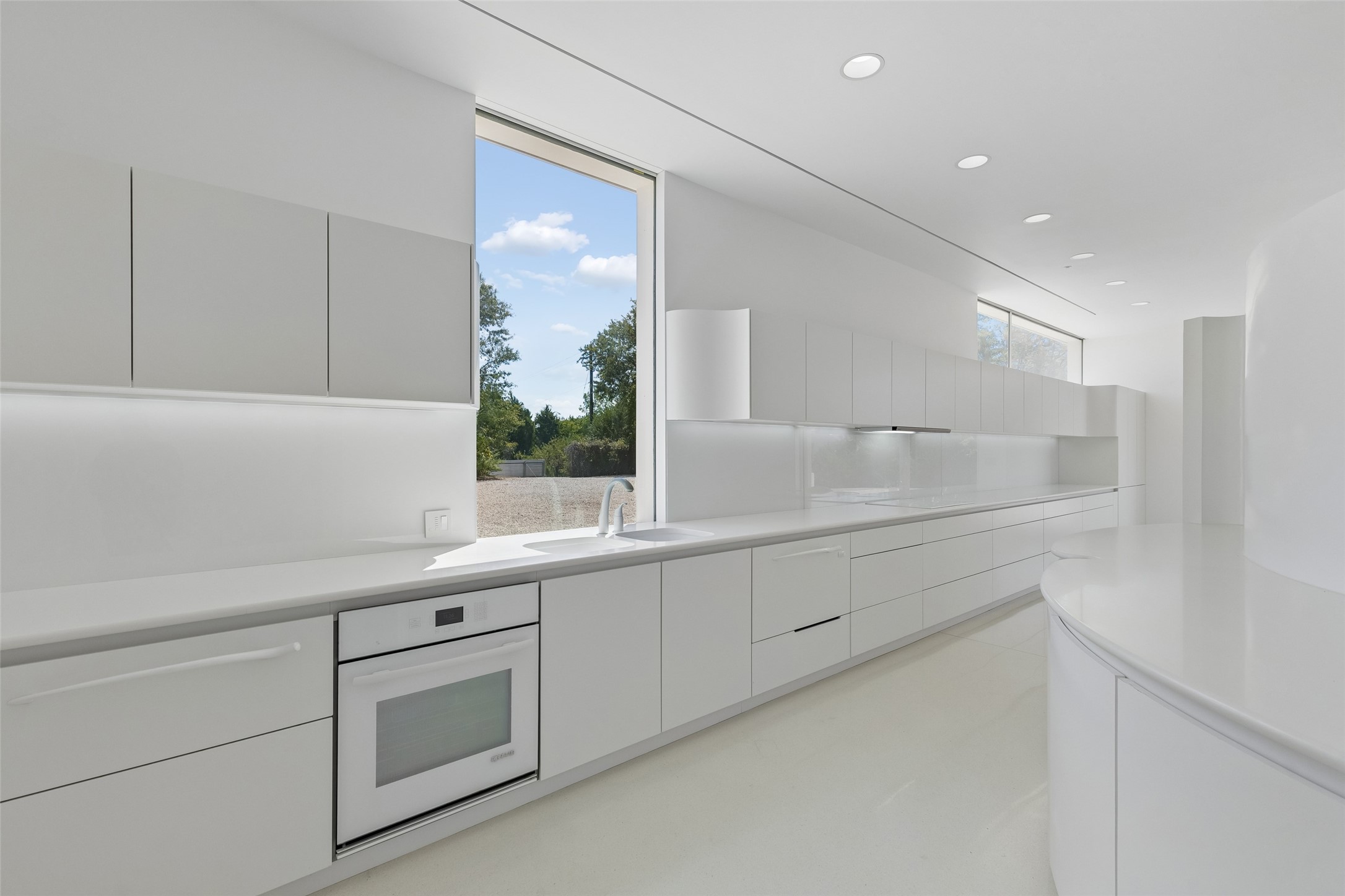 1650 Brockdale Park
