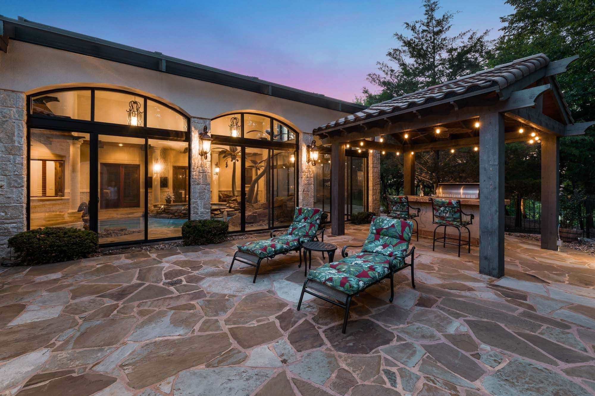 2115 Paradise Ranch Trail
