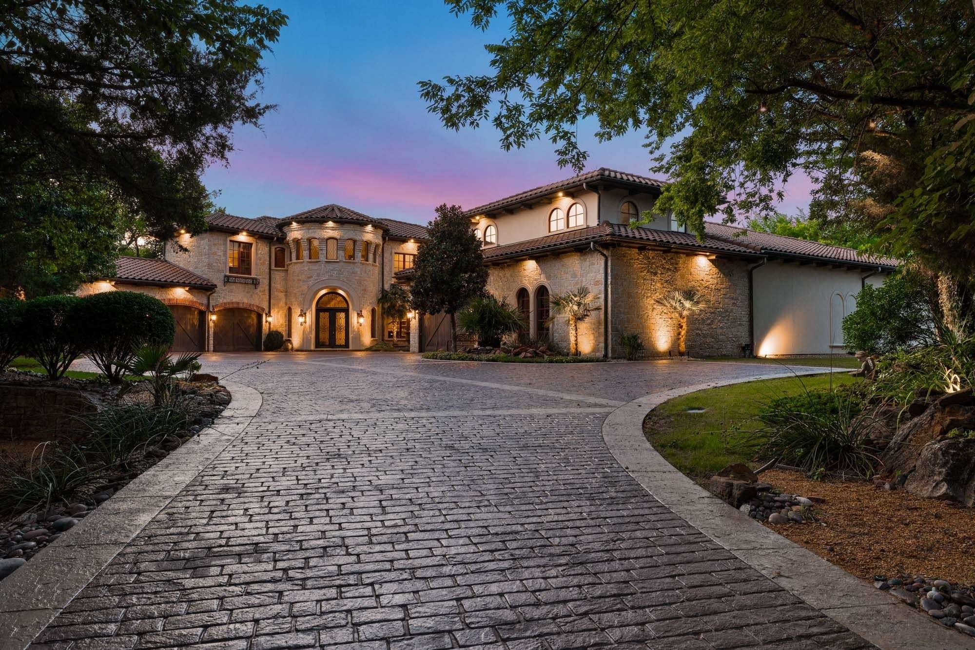 2115 Paradise Ranch Trail