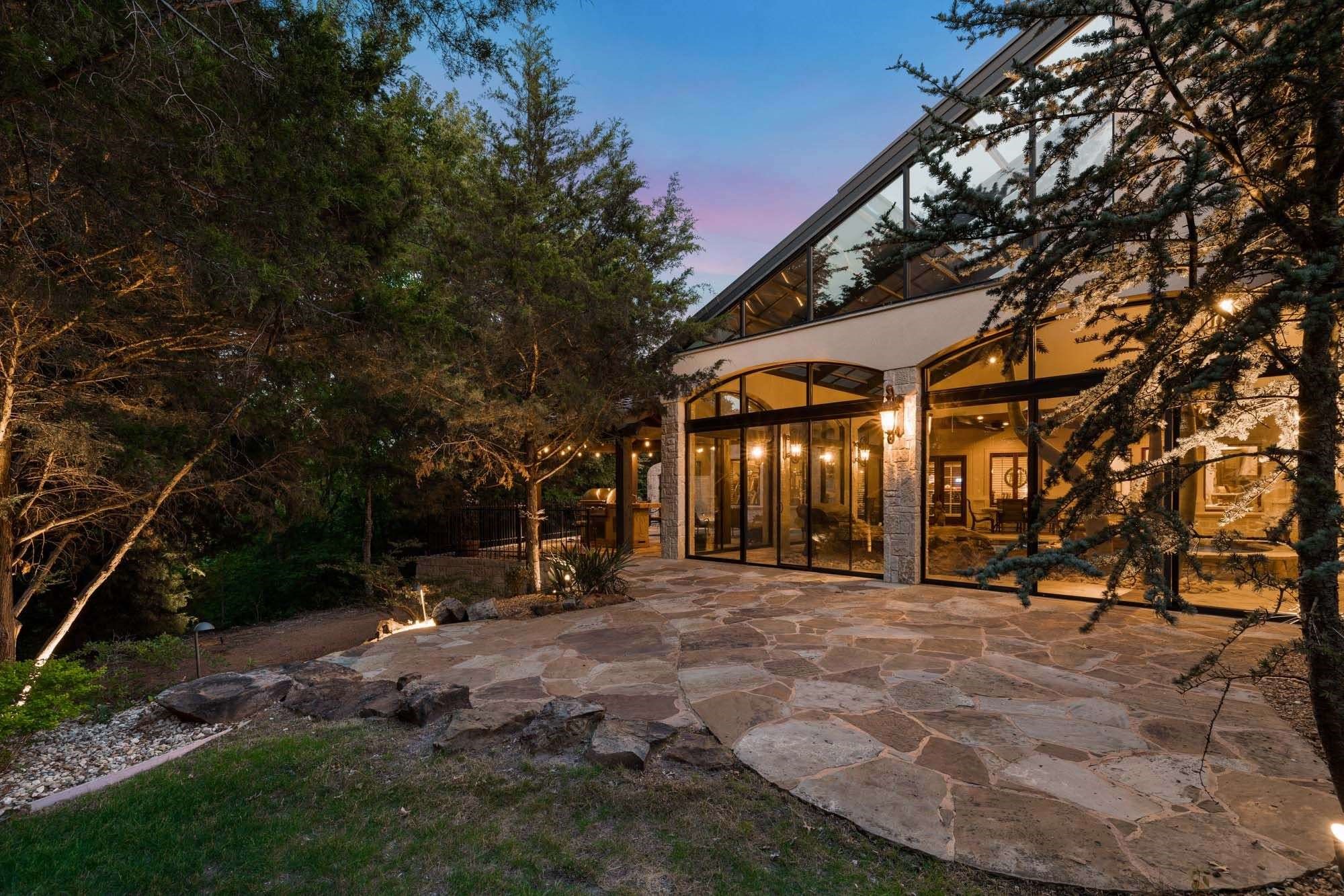 2115 Paradise Ranch Trail
