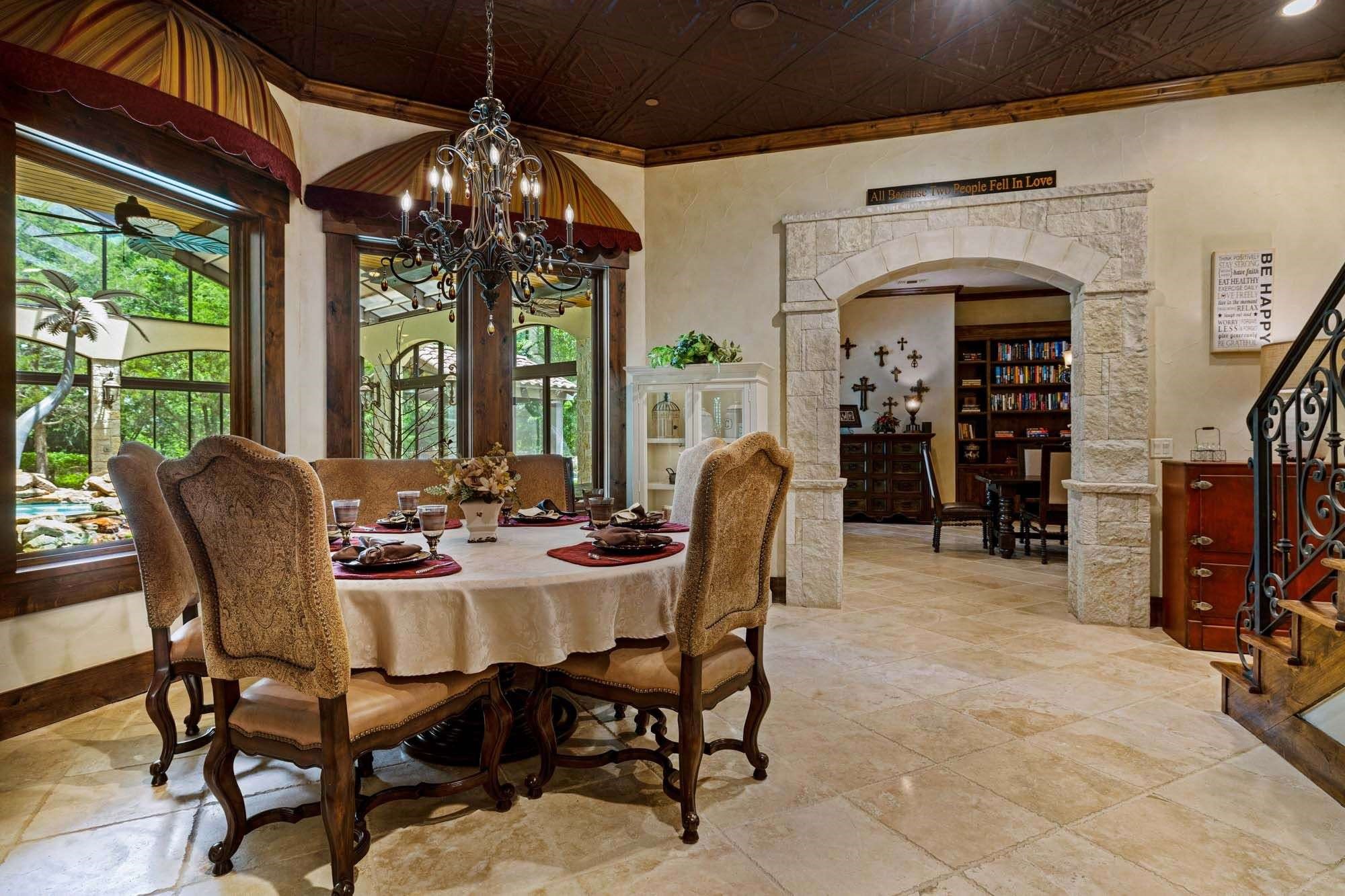 2115 Paradise Ranch Trail