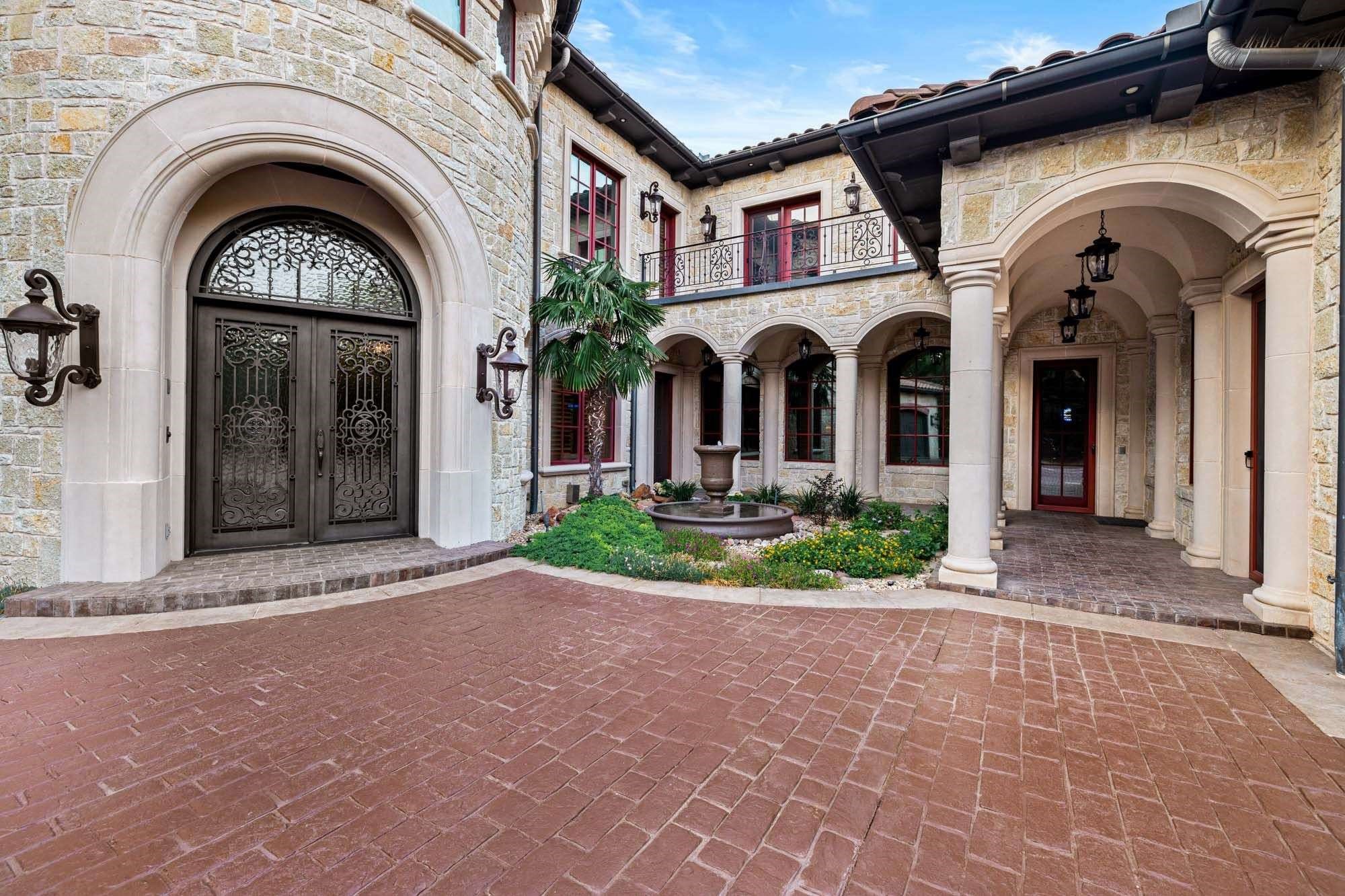 2115 Paradise Ranch Trail