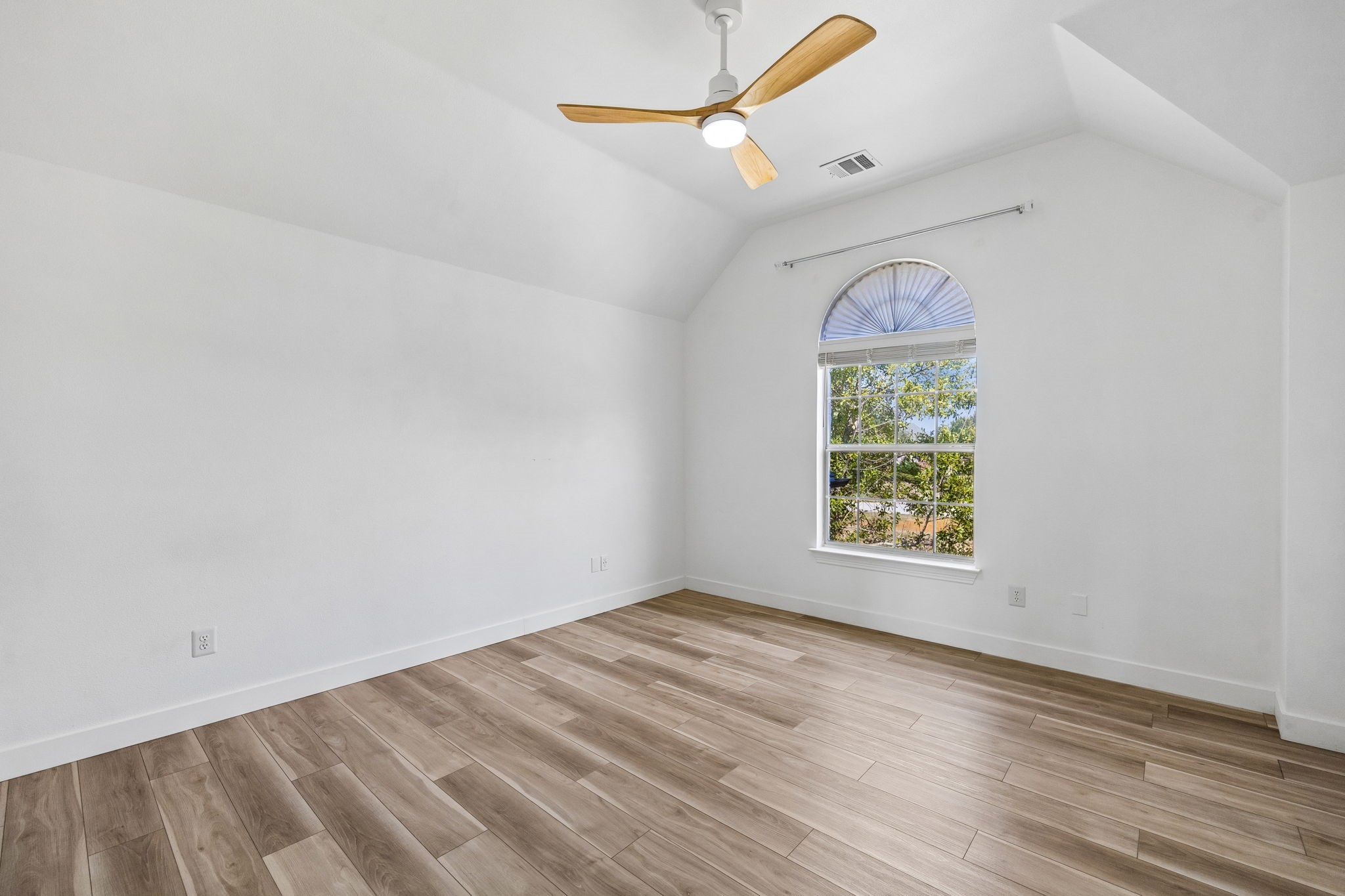 560 Palomino Drive
