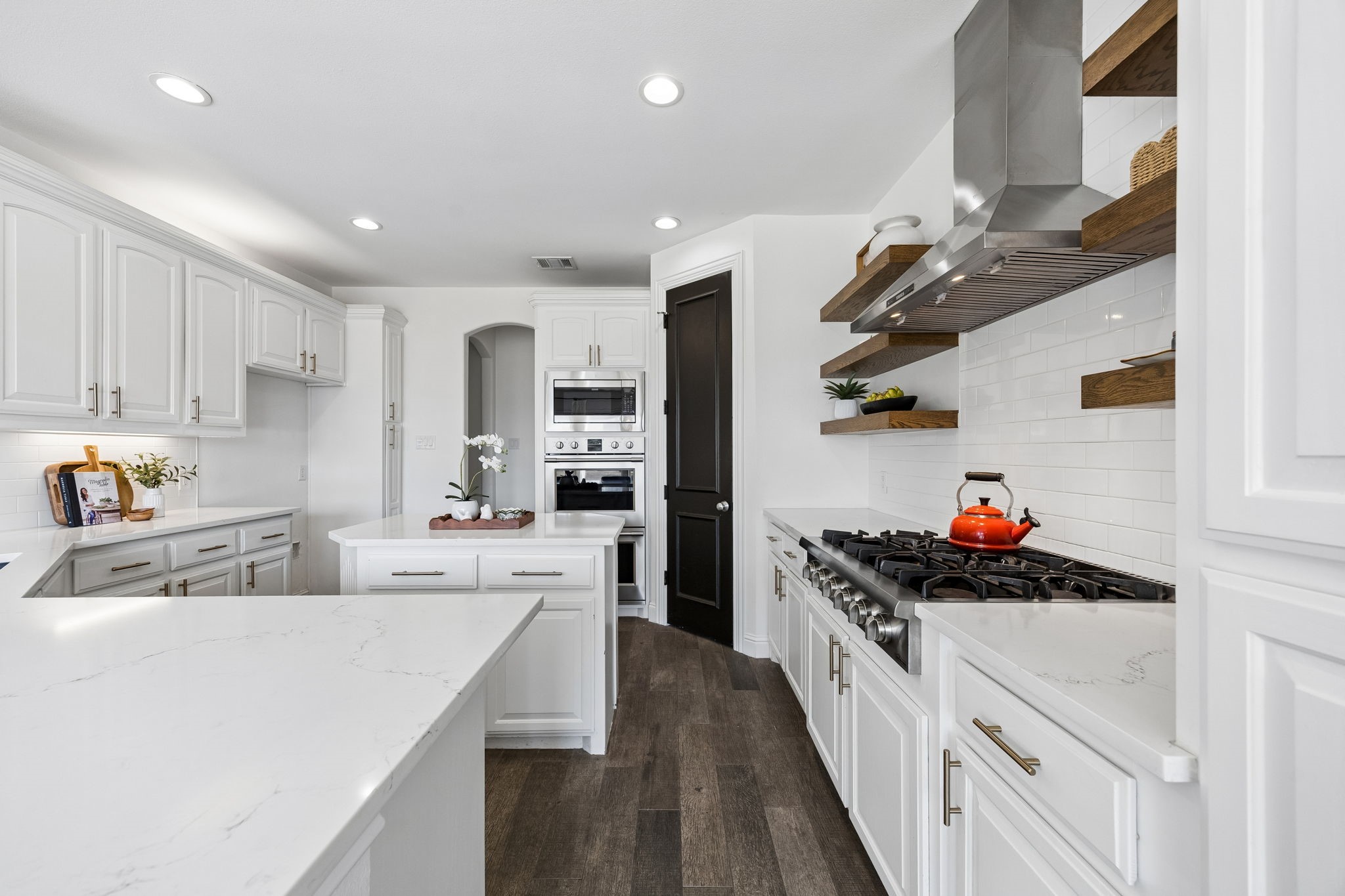 560 Palomino Drive