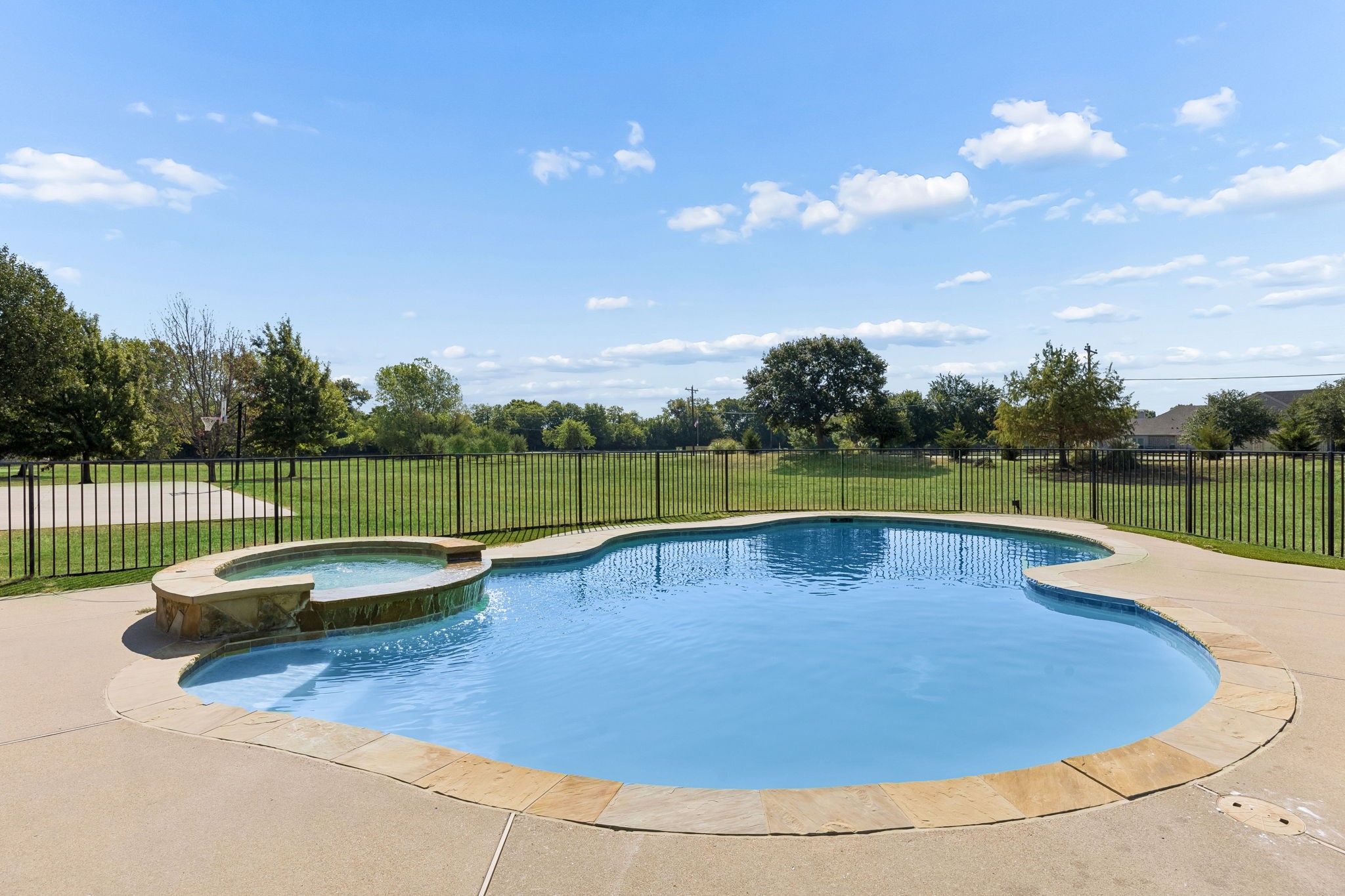 560 Palomino Drive