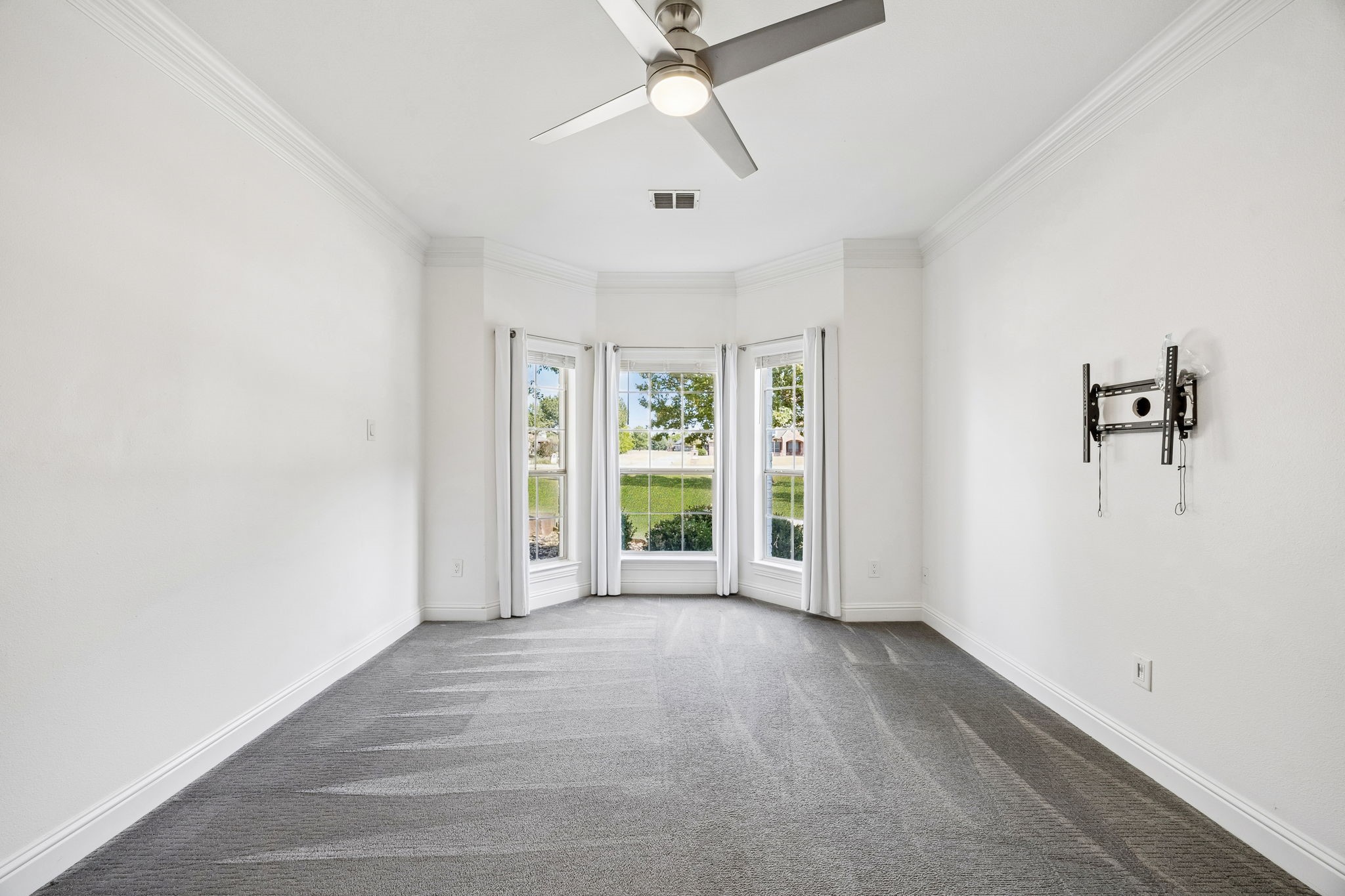 560 Palomino Drive