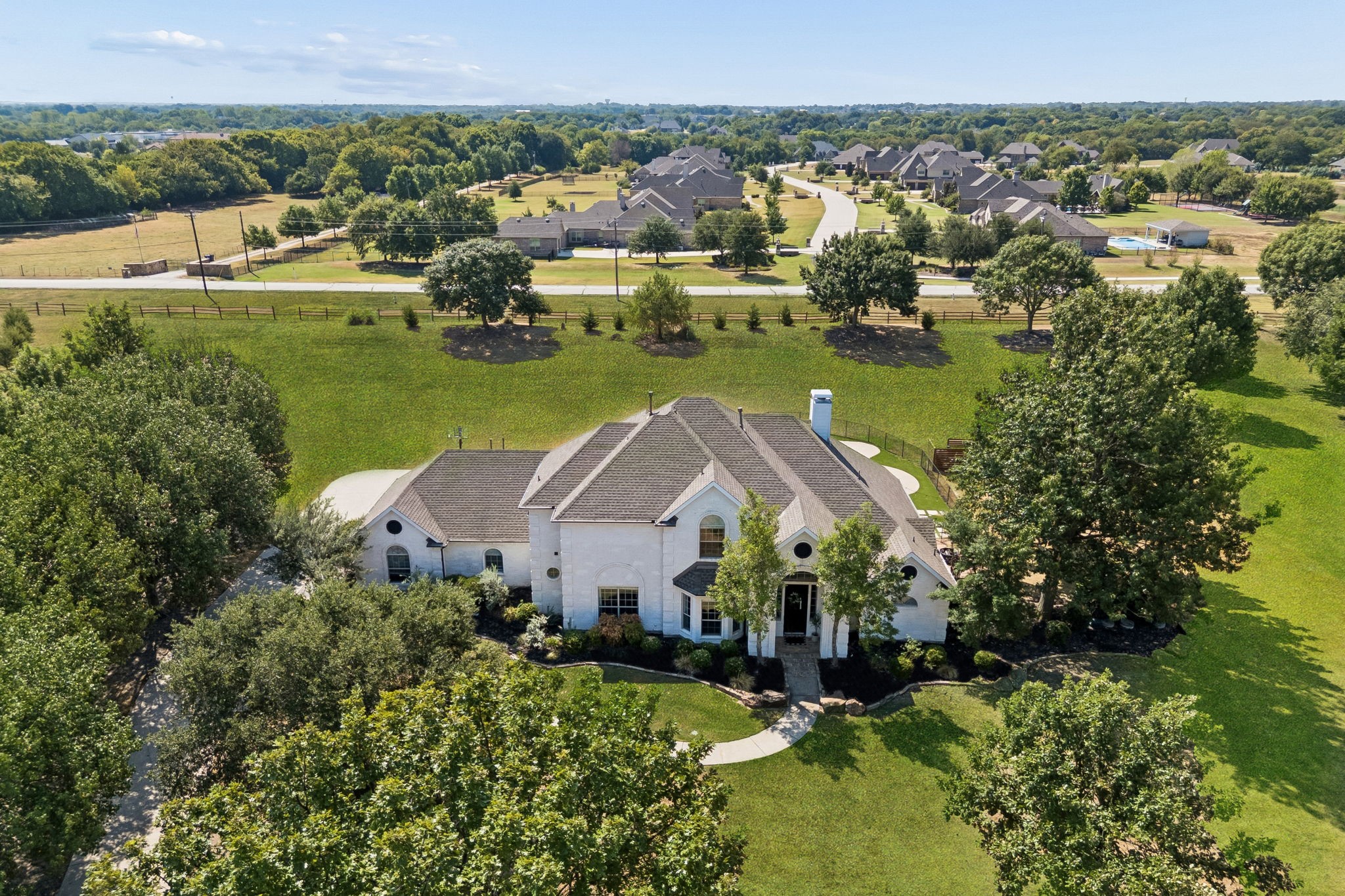 560 Palomino Drive