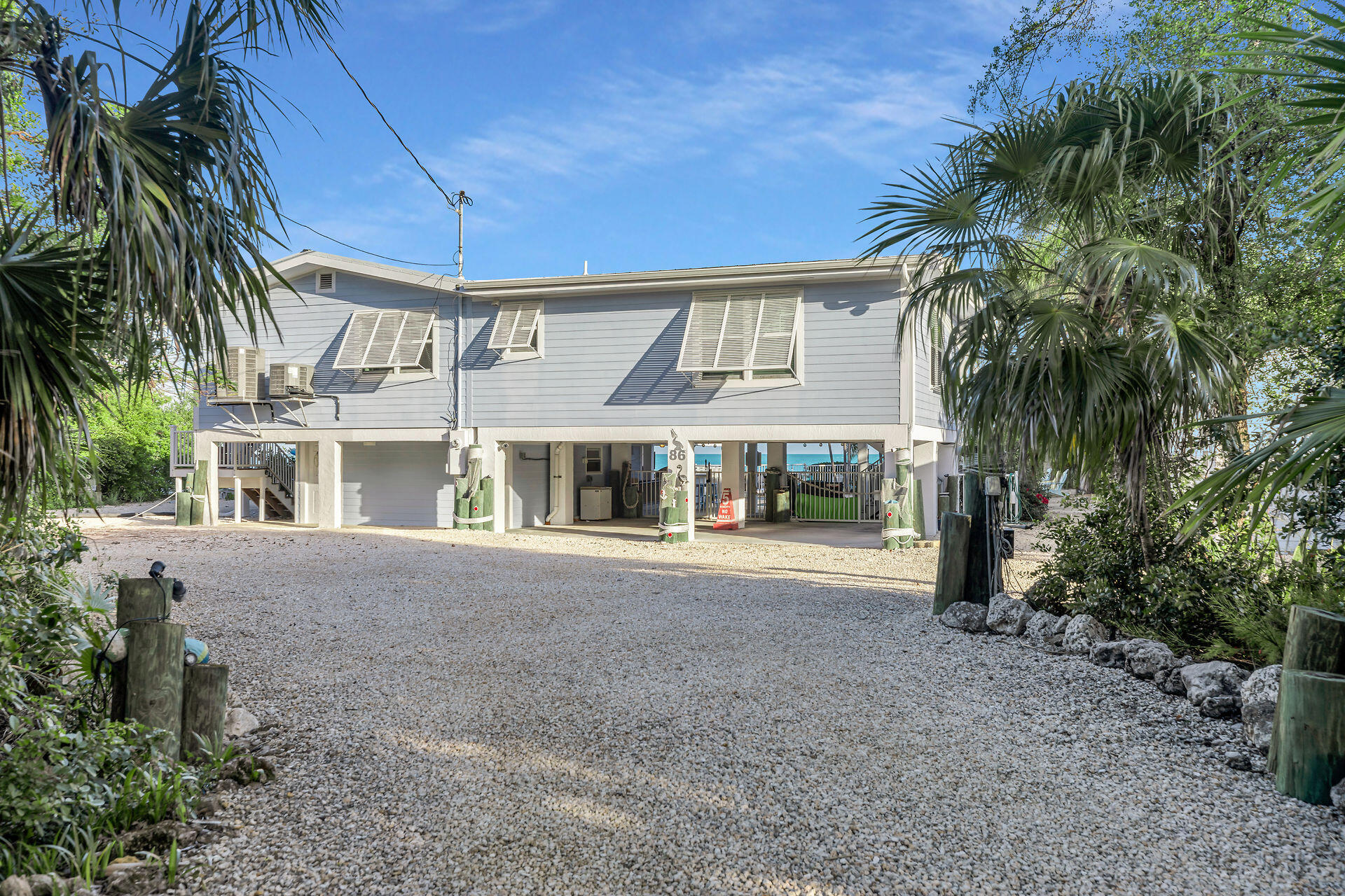 86 Pelican Road