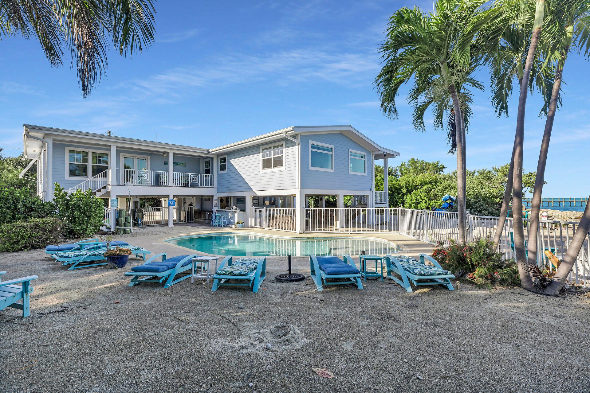 86 Pelican Road