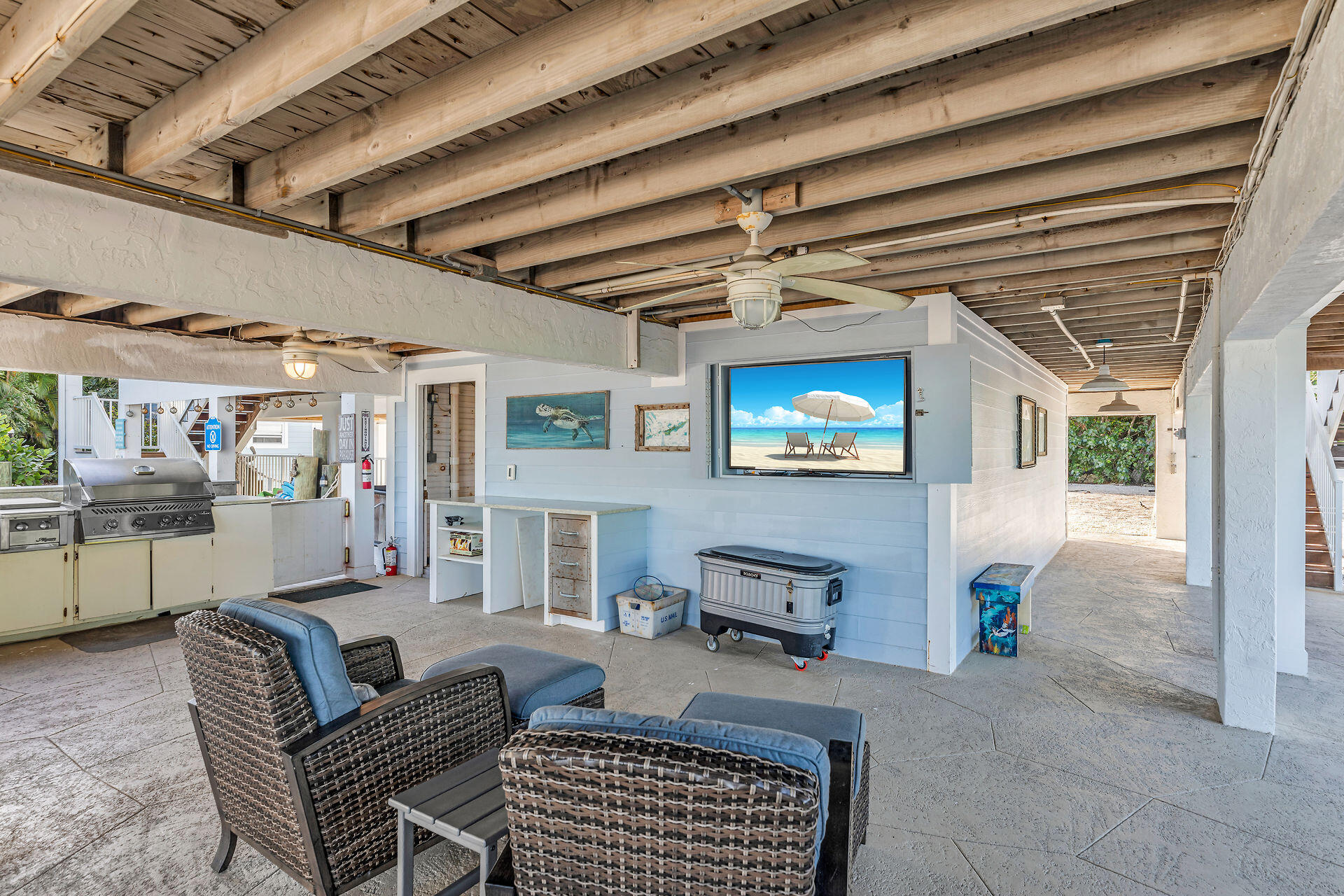 86 Pelican Road