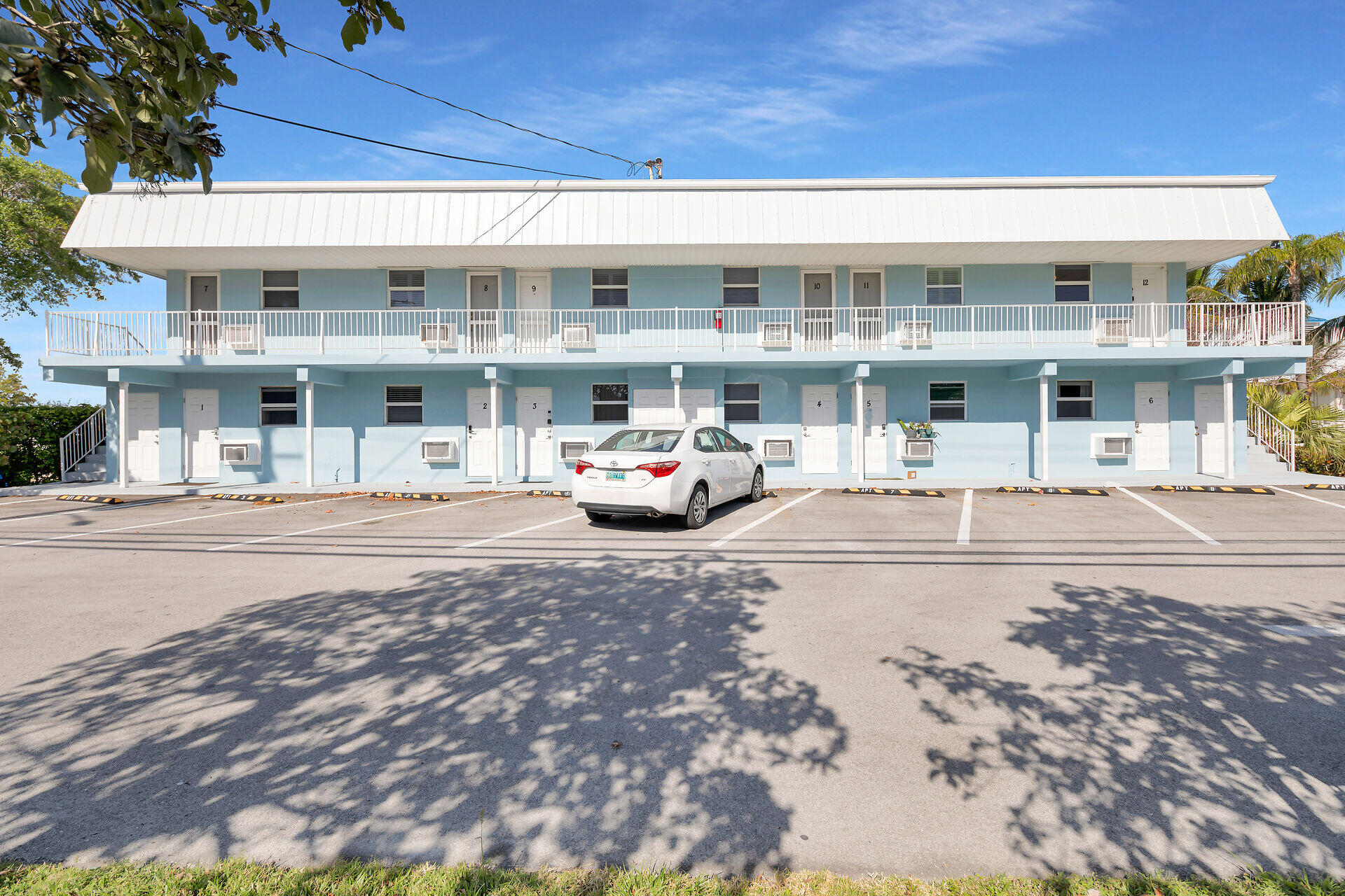 300 Duck Key Drive Unit: 12