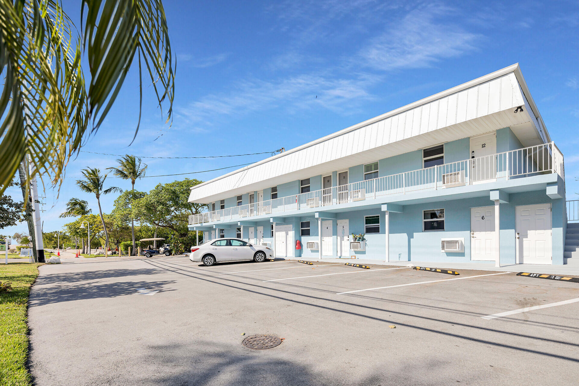 300 Duck Key Drive Unit: 12