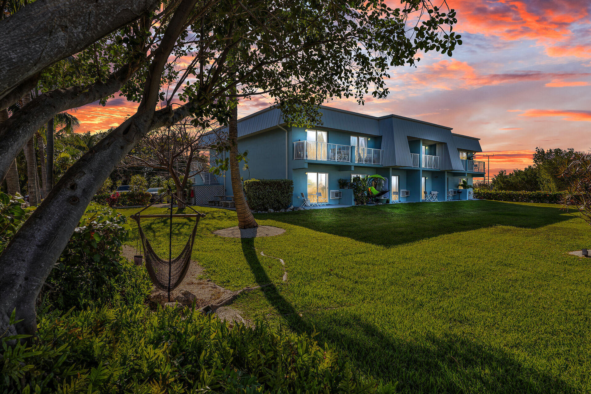 300 Duck Key Drive Unit: 12