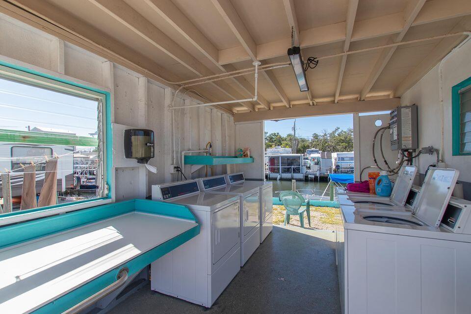 6099 Overseas Highway Unit: 71E