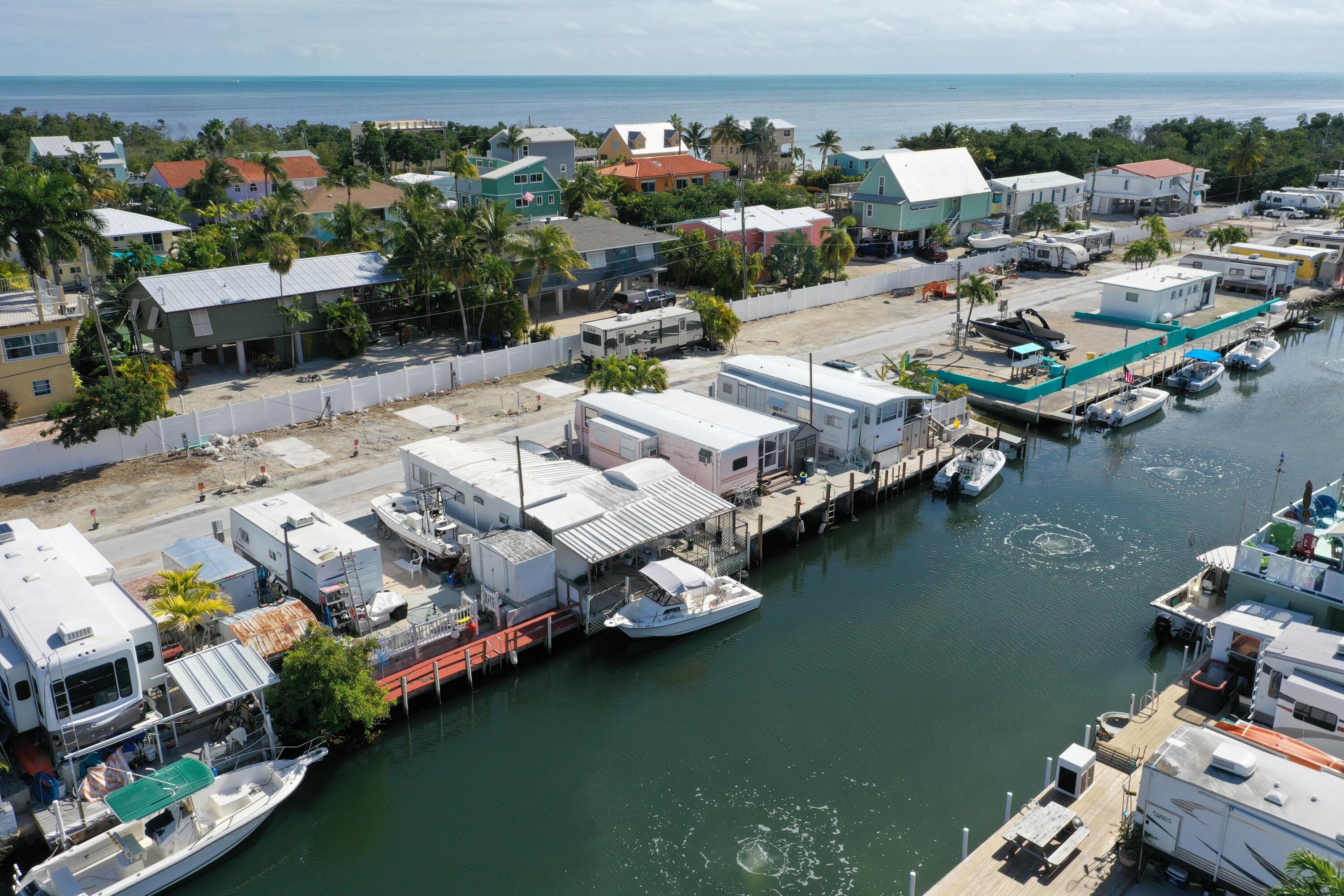 6099 Overseas Highway Unit: 71E