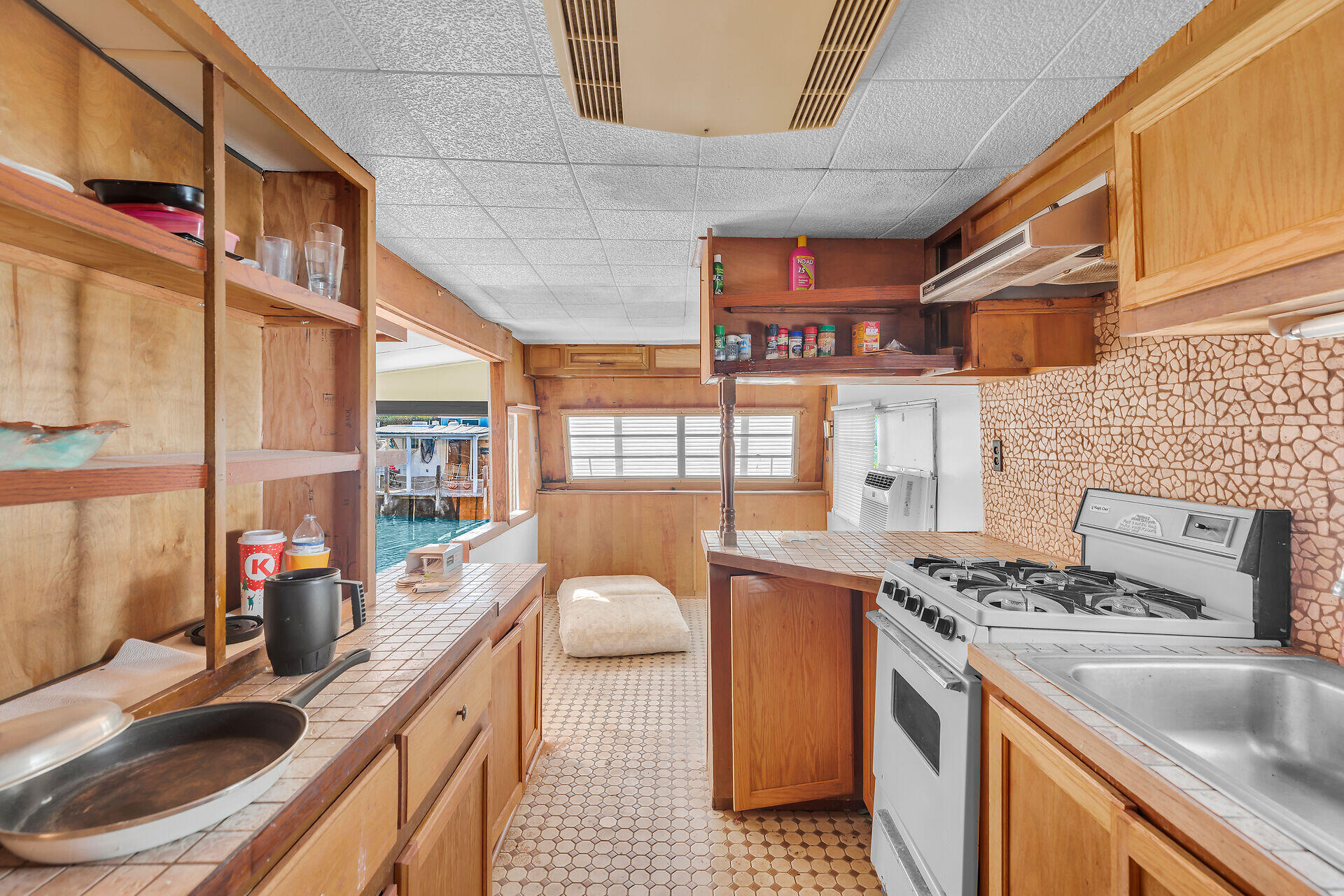 6099 Overseas Highway Unit: LOT 48E