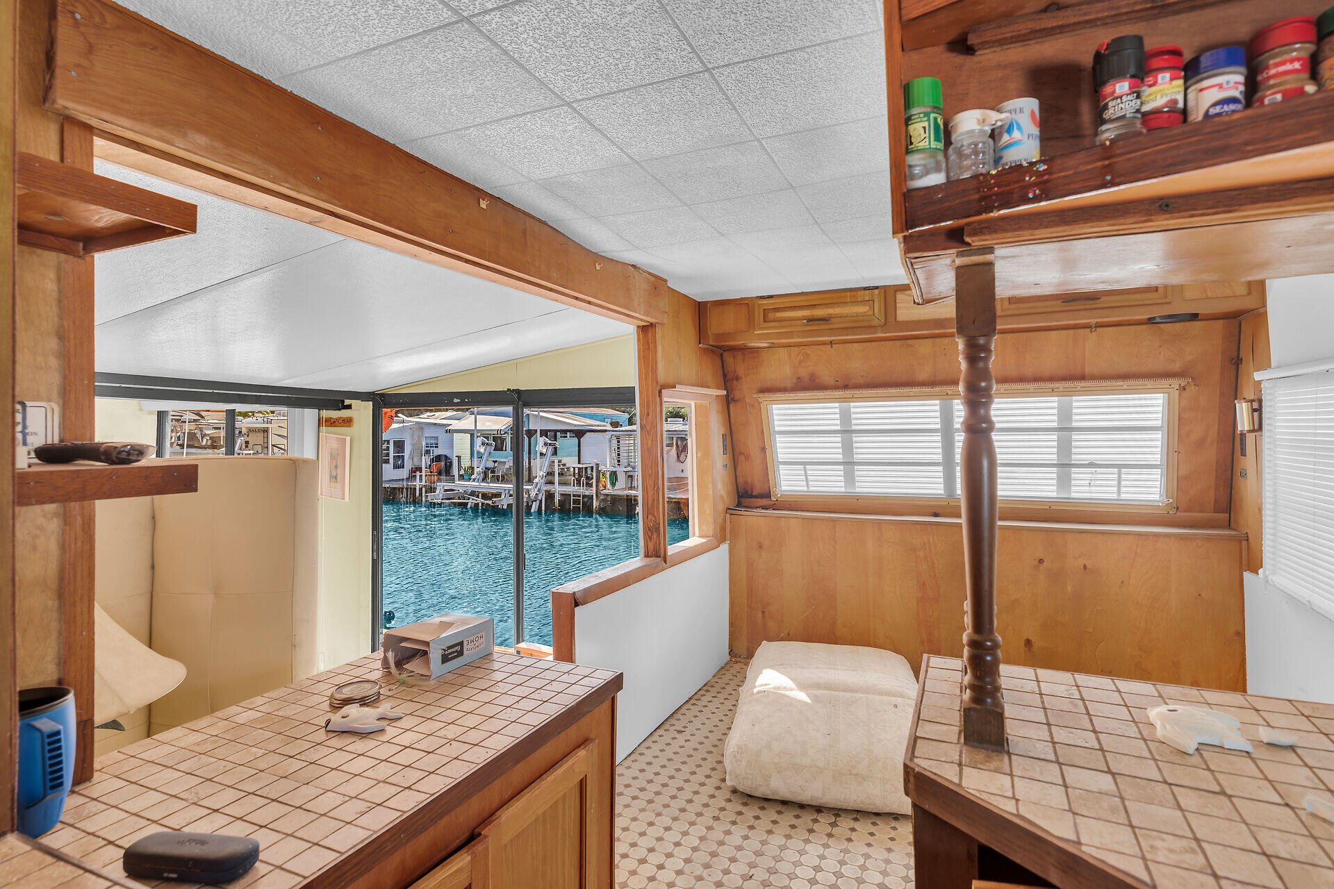6099 Overseas Highway Unit: LOT 48E