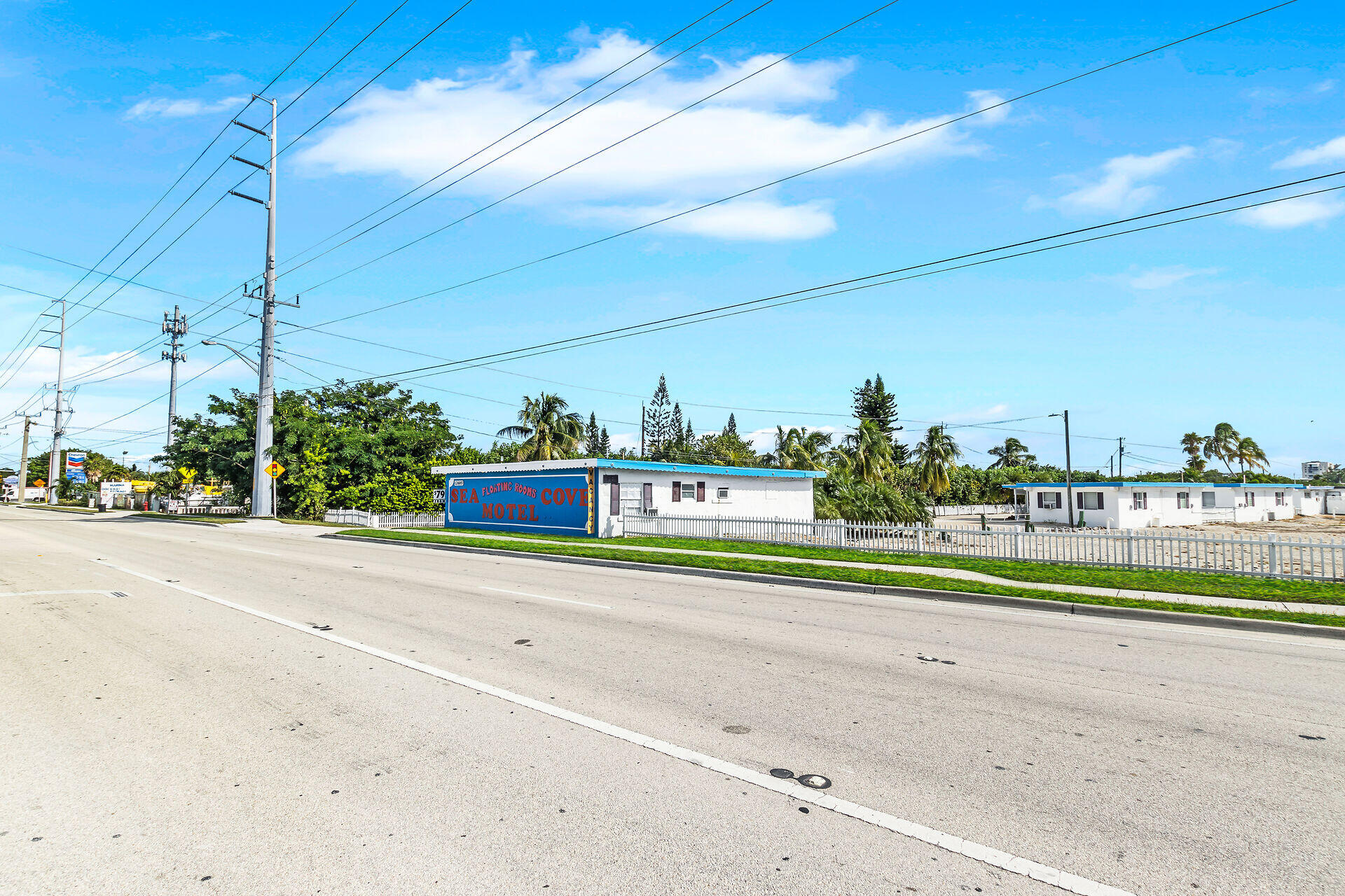 12685 Overseas Highway