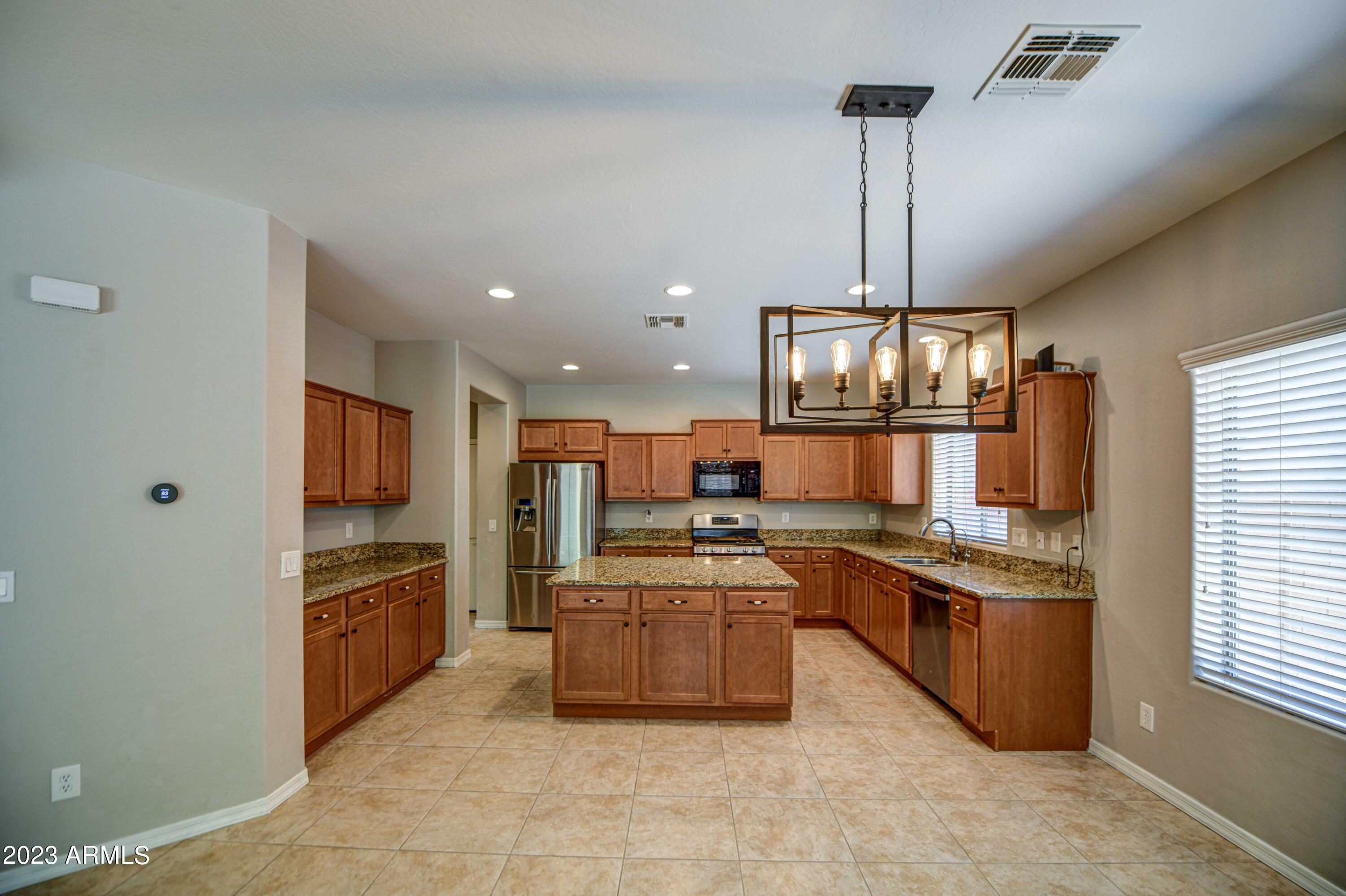 6310 W VICTORY Way