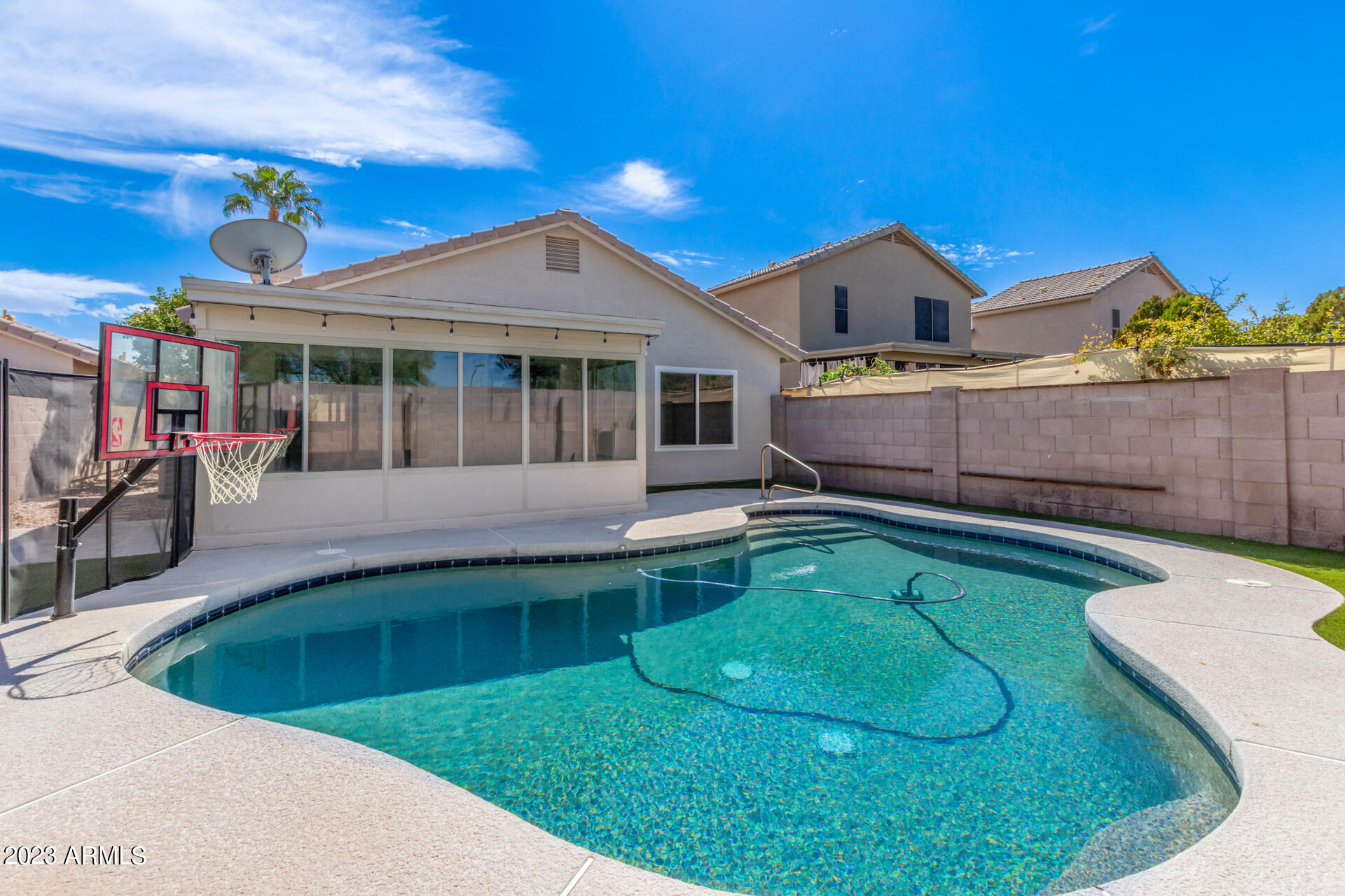 4728 E MOUNTAIN VISTA Drive