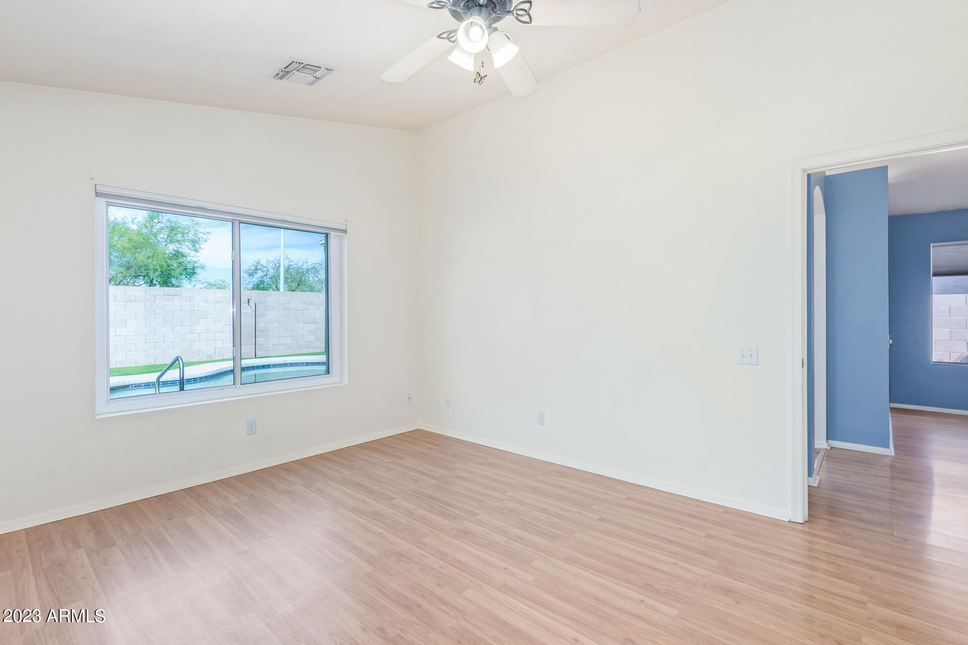 4728 E MOUNTAIN VISTA Drive