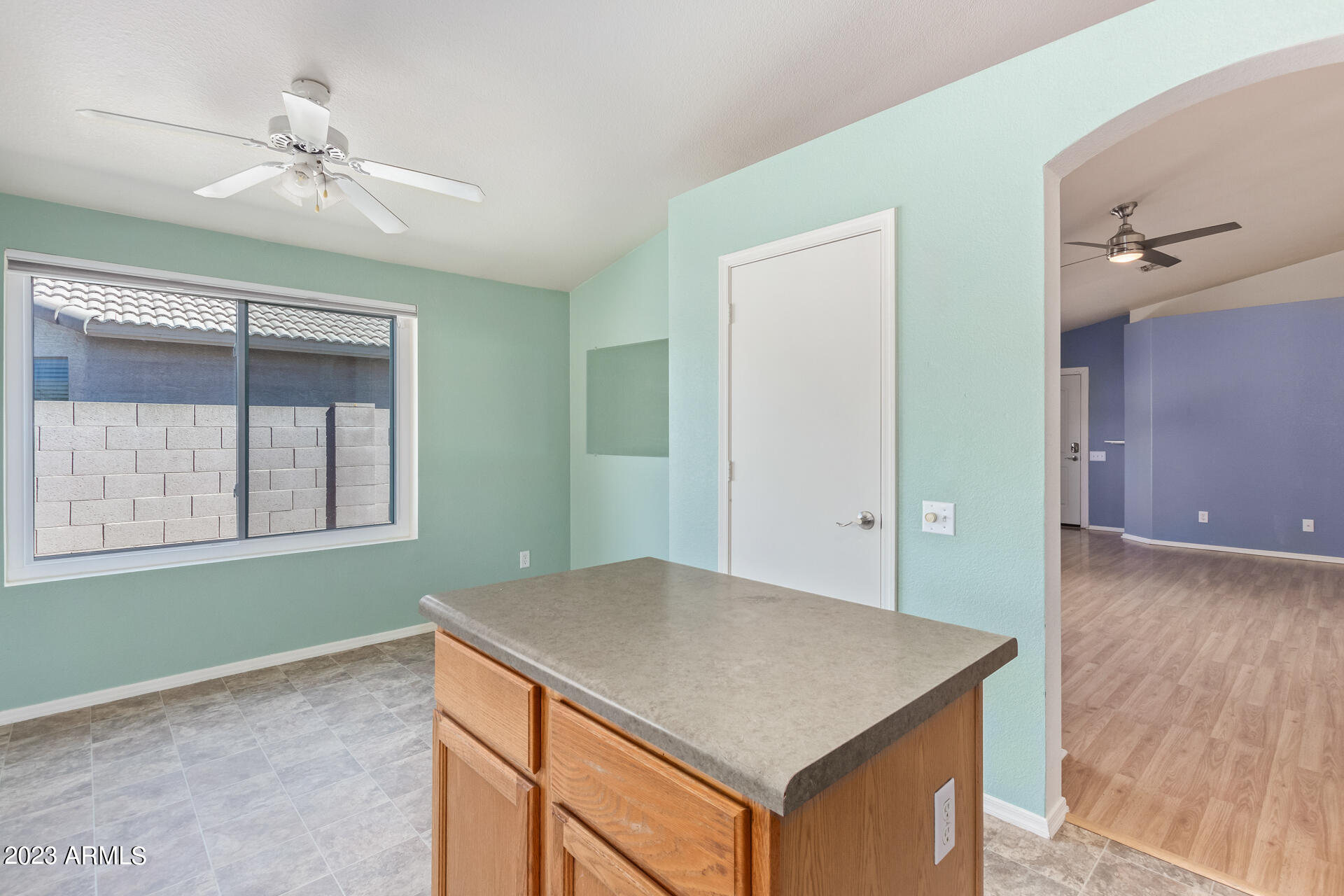 4728 E MOUNTAIN VISTA Drive