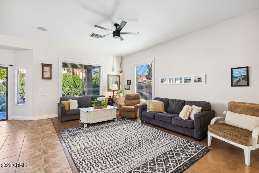 4056 E TANNERY Court