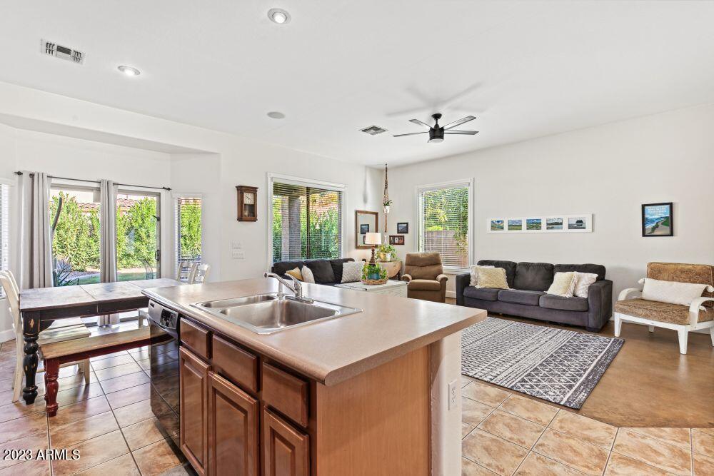 4056 E TANNERY Court