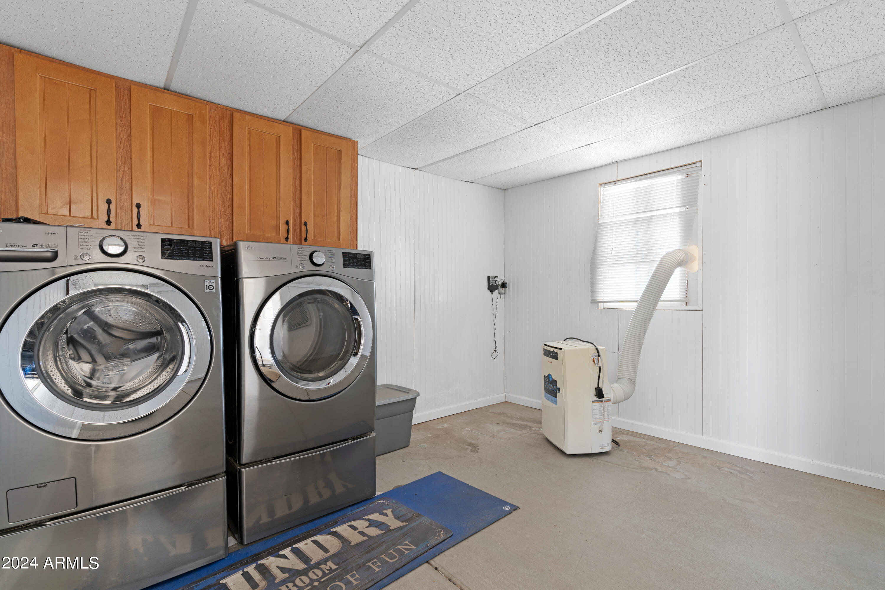 2550 S Ellsworth Road, 664
