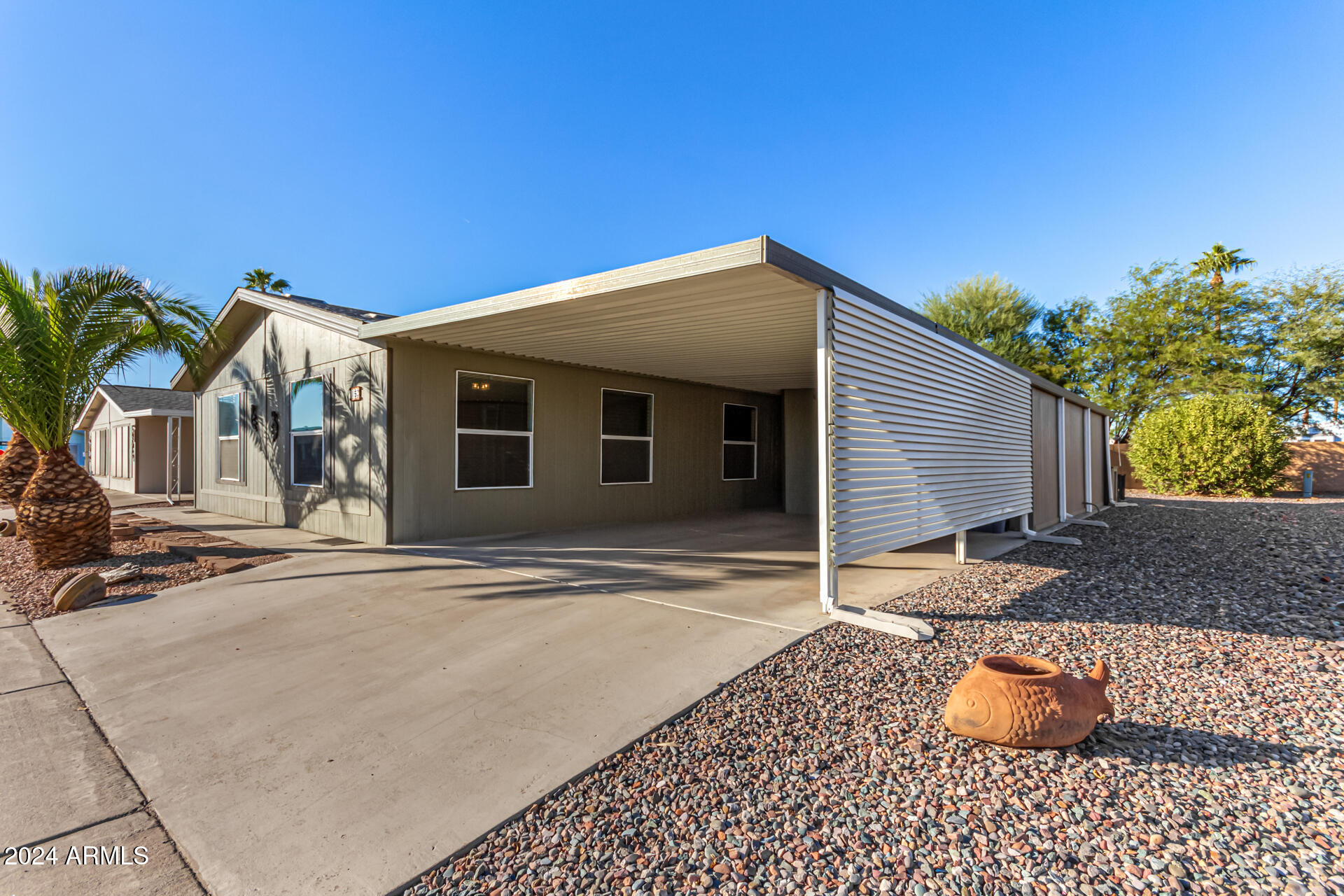 2208 W BASELINE Avenue, 153