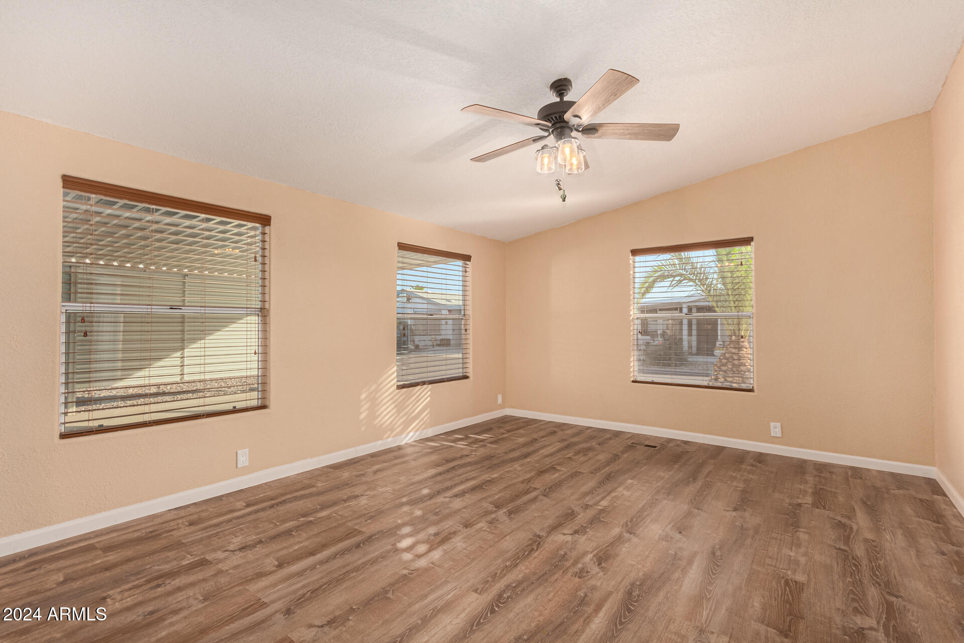 2208 W BASELINE Avenue, 153
