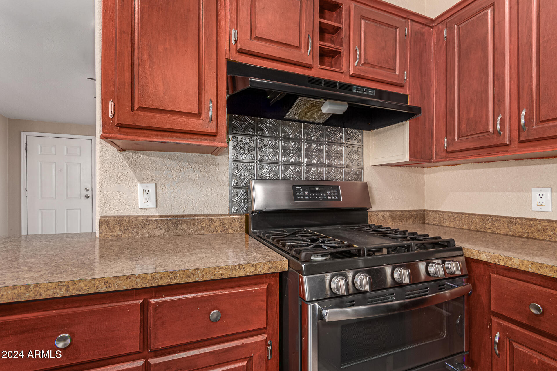 2208 W BASELINE Avenue, 153