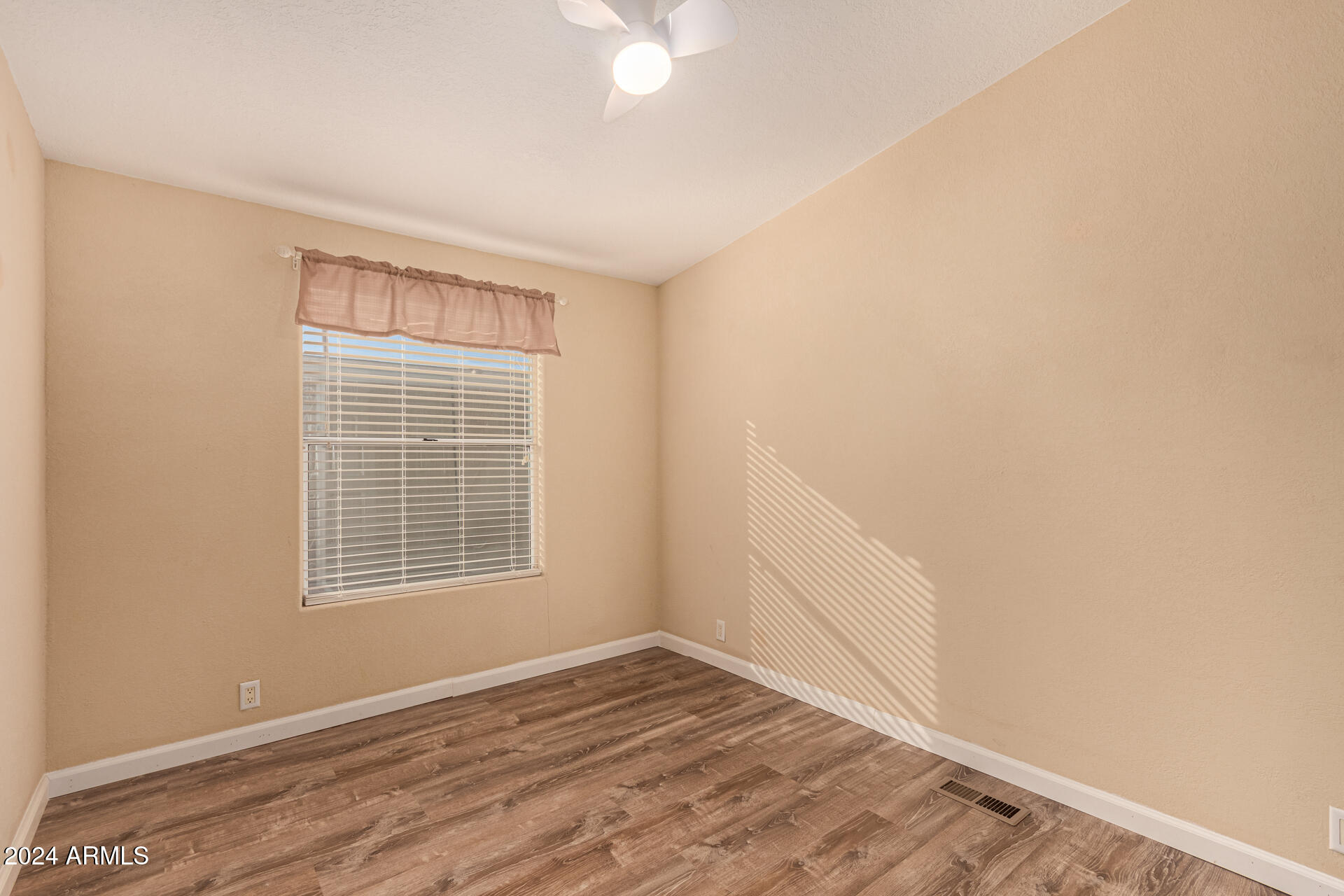 2208 W BASELINE Avenue, 153